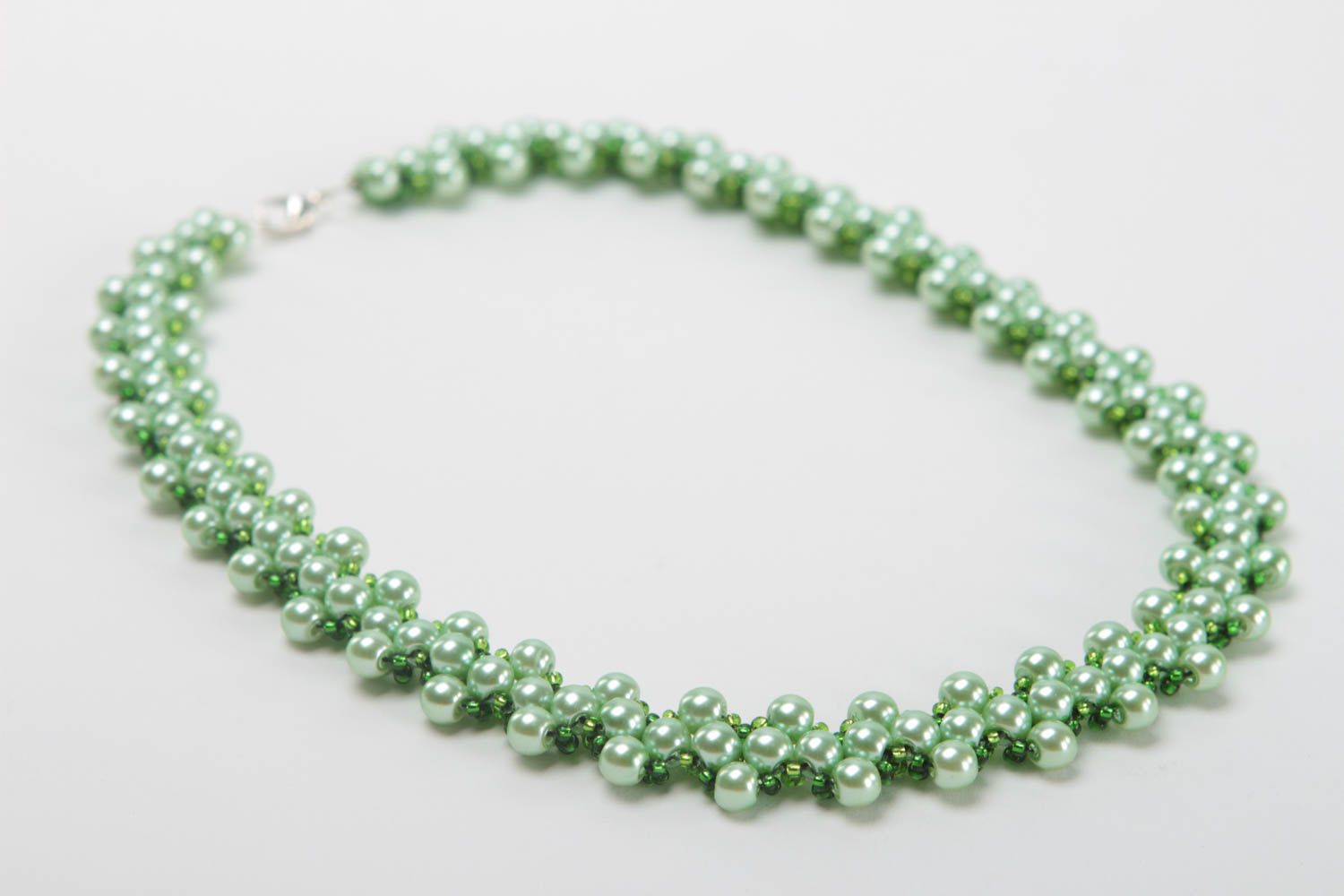 Collier perles rocaille fait main Bijou fantaisie Accessoire femme vert photo 3