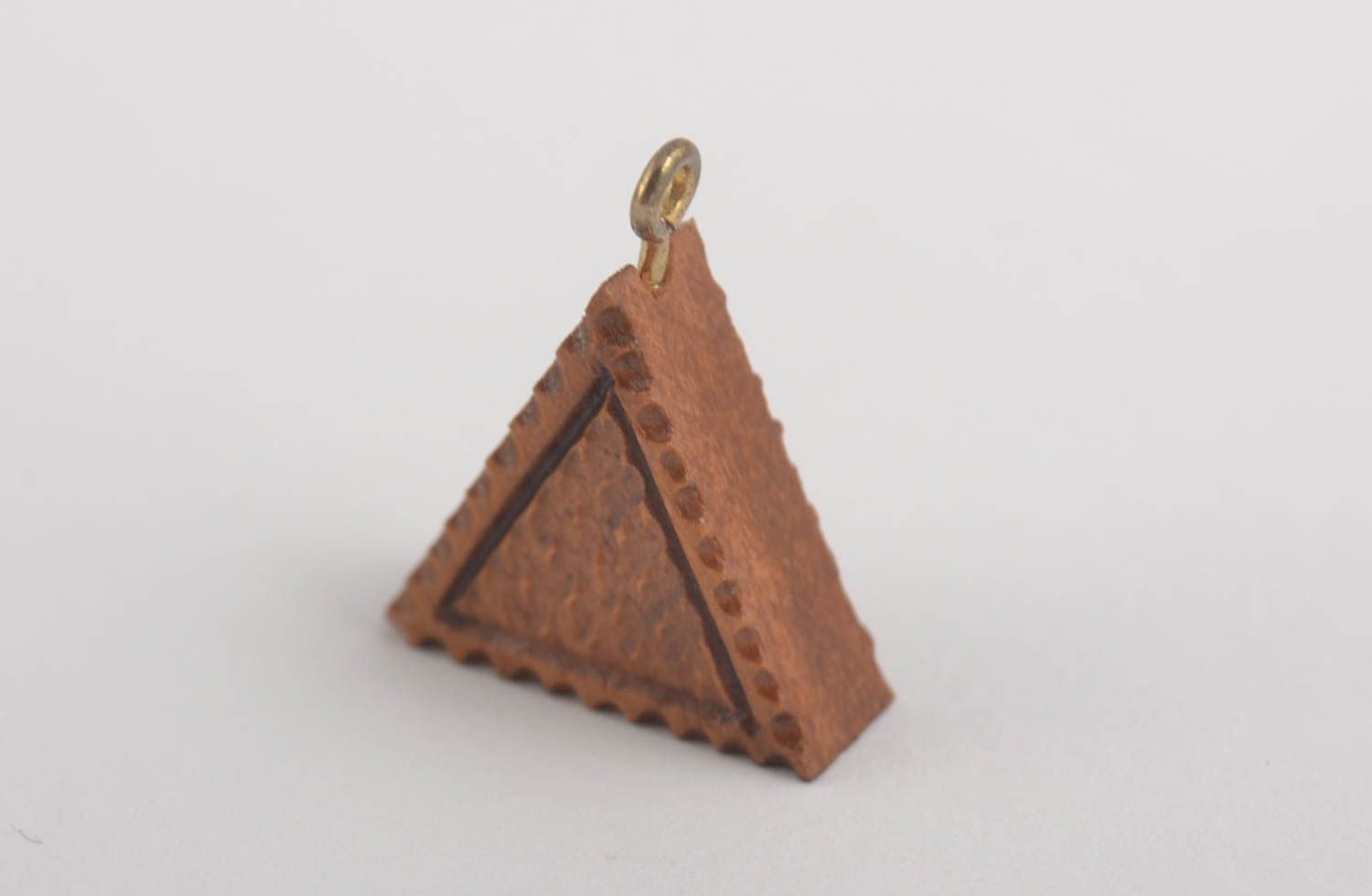 Pendentif triangle en bois Bijou fait main décoré de coquille Cadeau pour femme photo 2