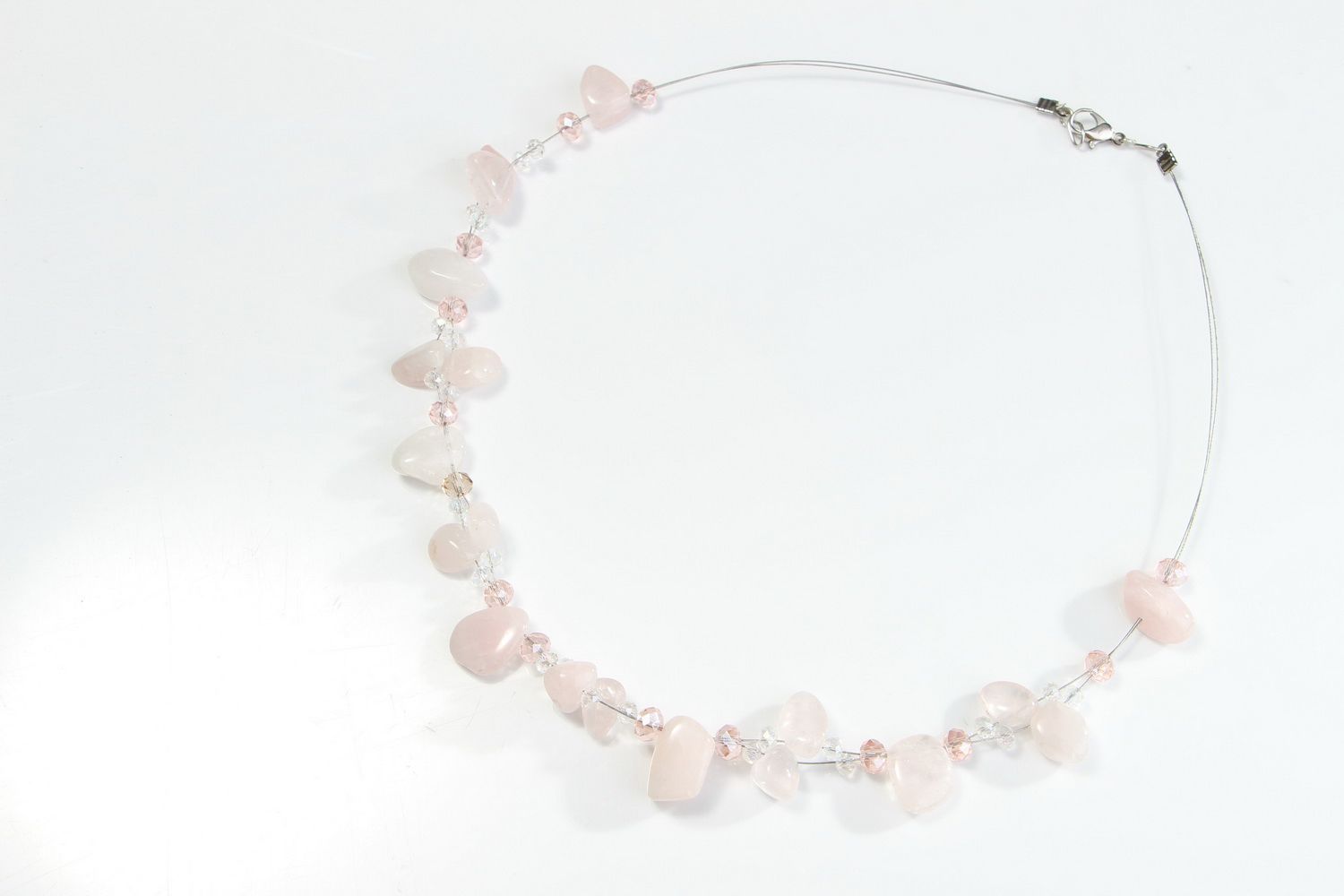 Choker necklace with crystal and pink quartz photo 1