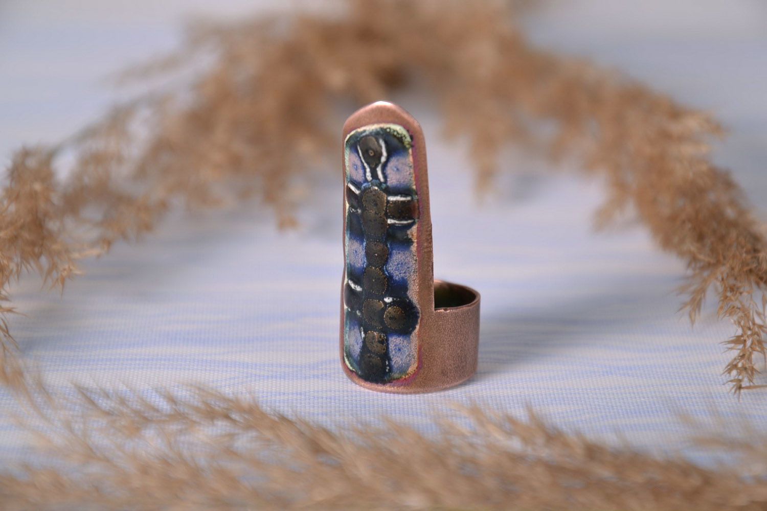 Emaillierter Ring aus Kupfer foto 2