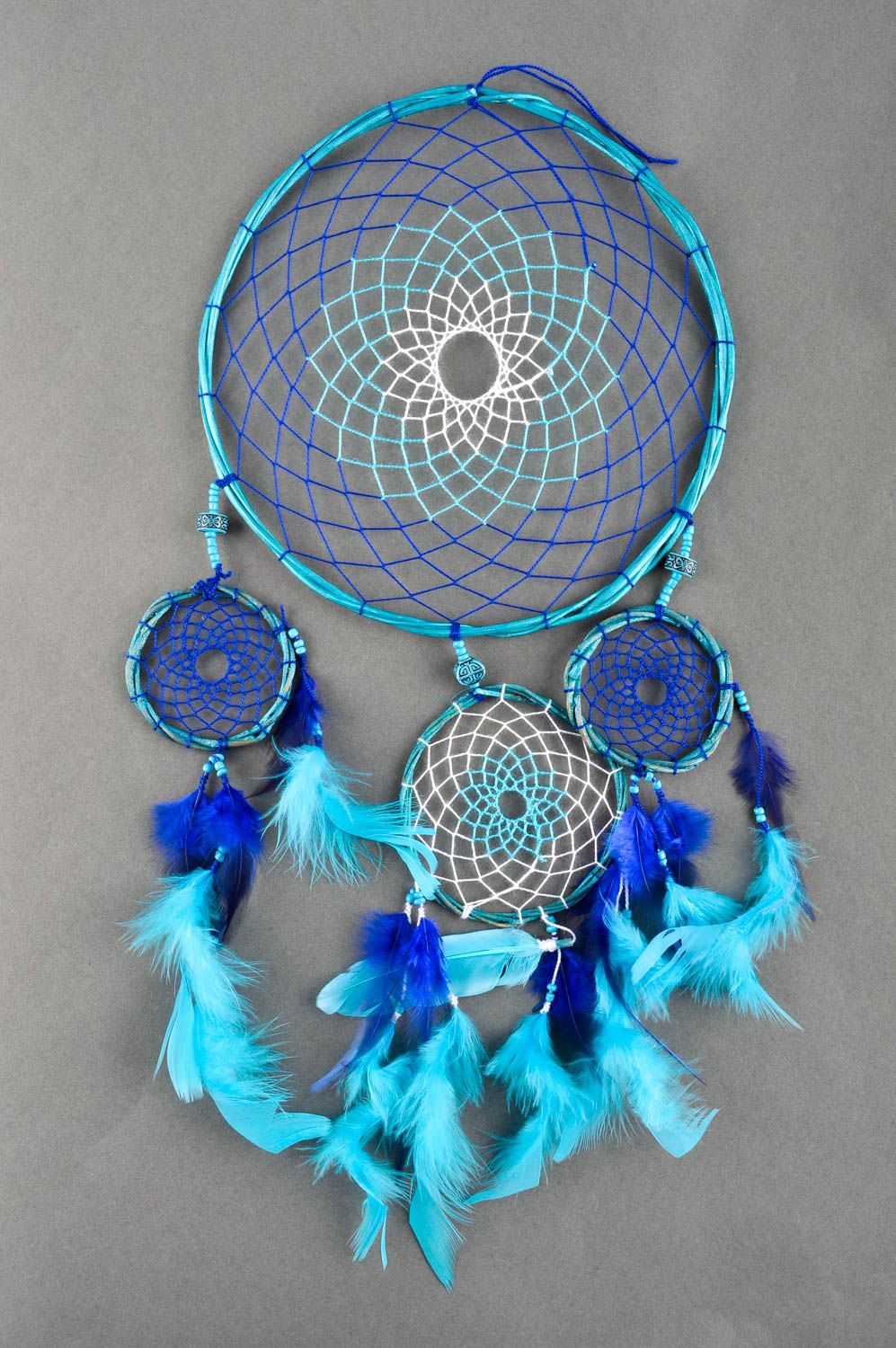 Handmade Deko Anhänger Indianer Traumfänger Wand Schmuck blau mit Federn  foto 1