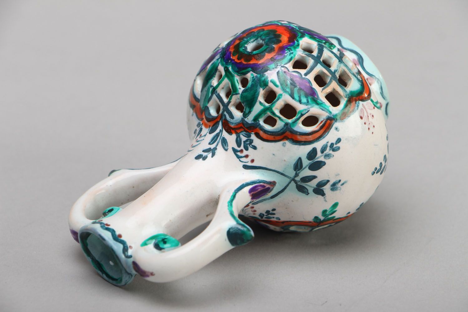 Figurine en céramique artisanale en forme de vase photo 3