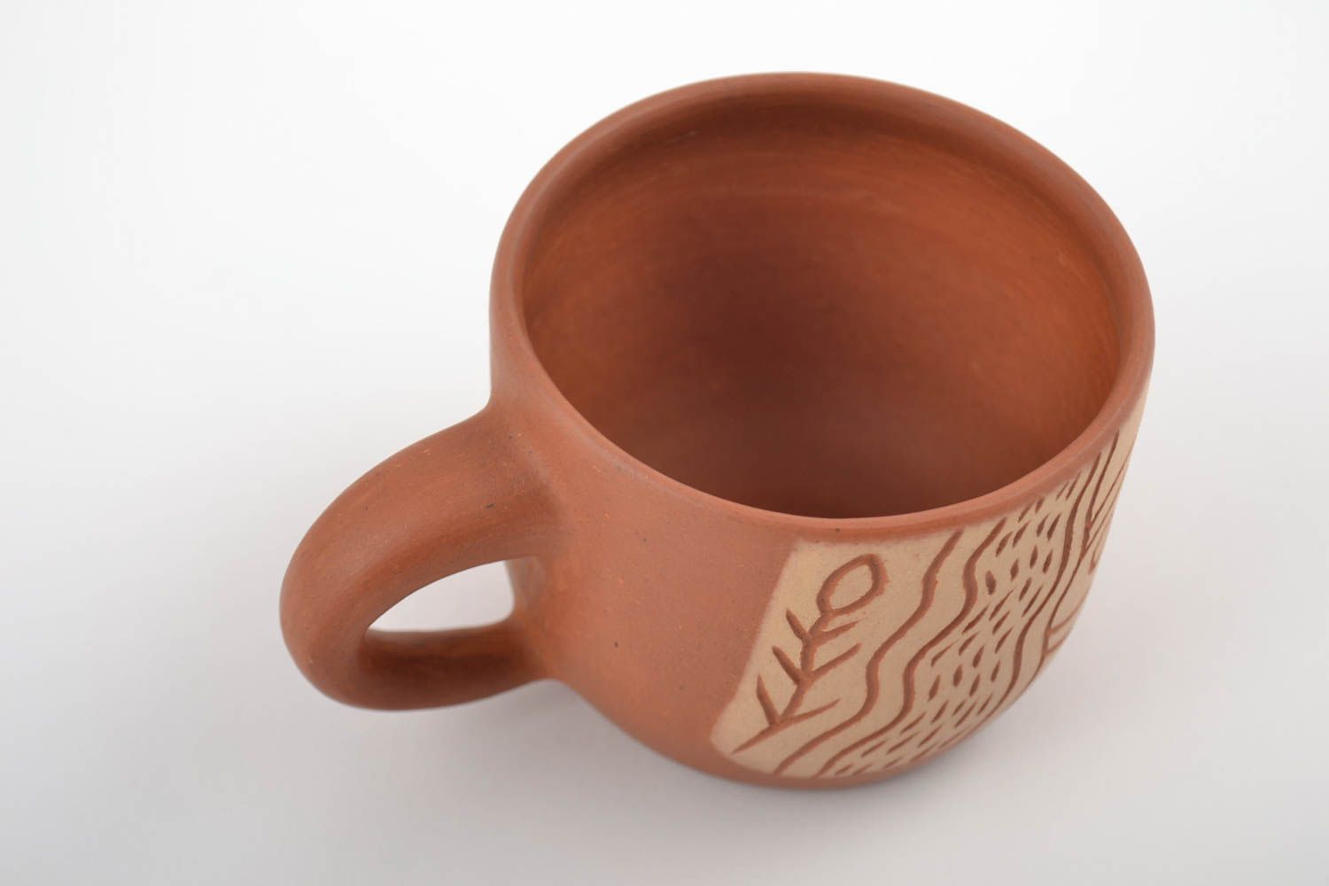 10 oz terracotta color clay cup for coffee with cave drawings photo 3