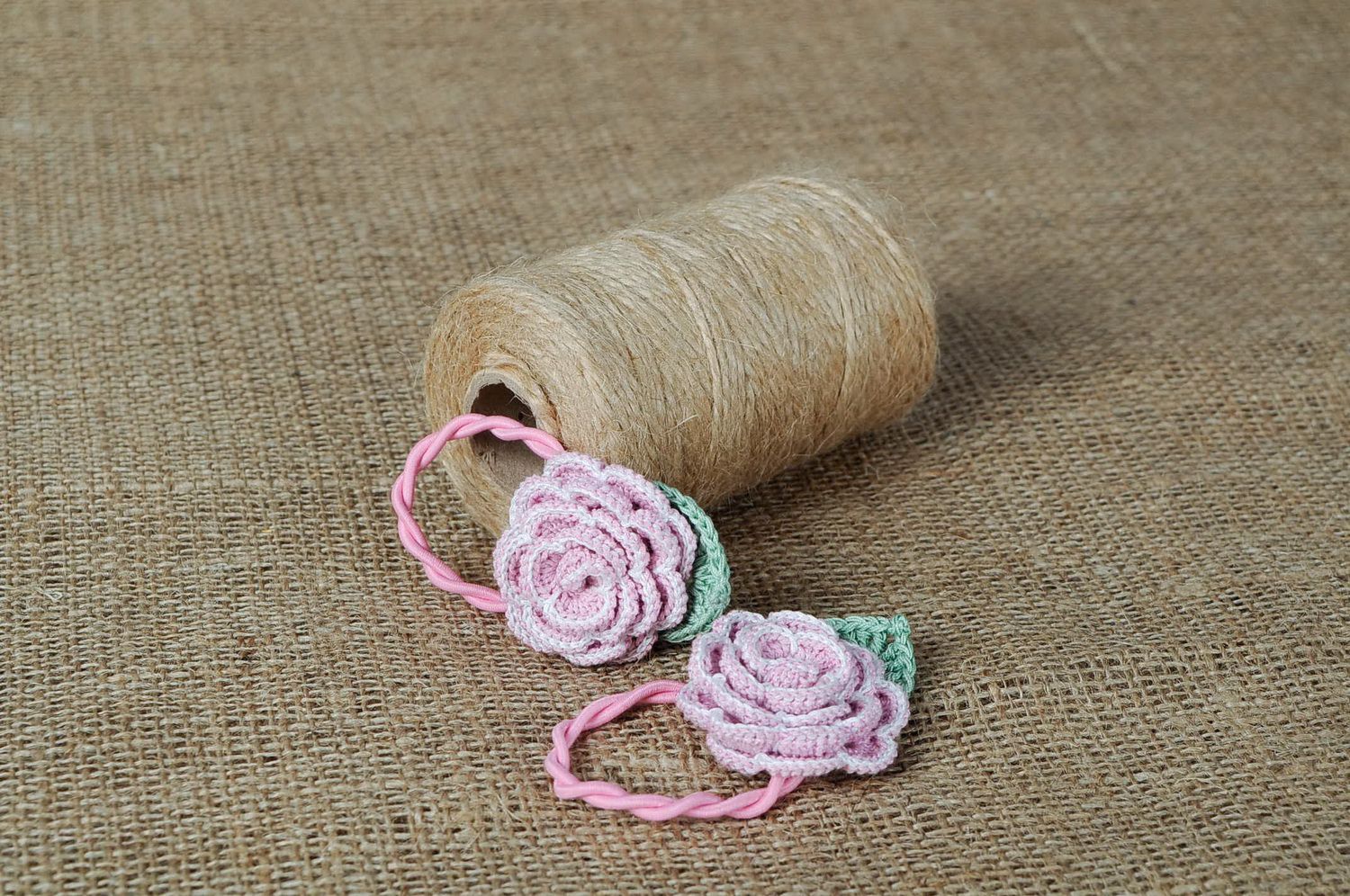 Set of knitted scrunchies Roses photo 5