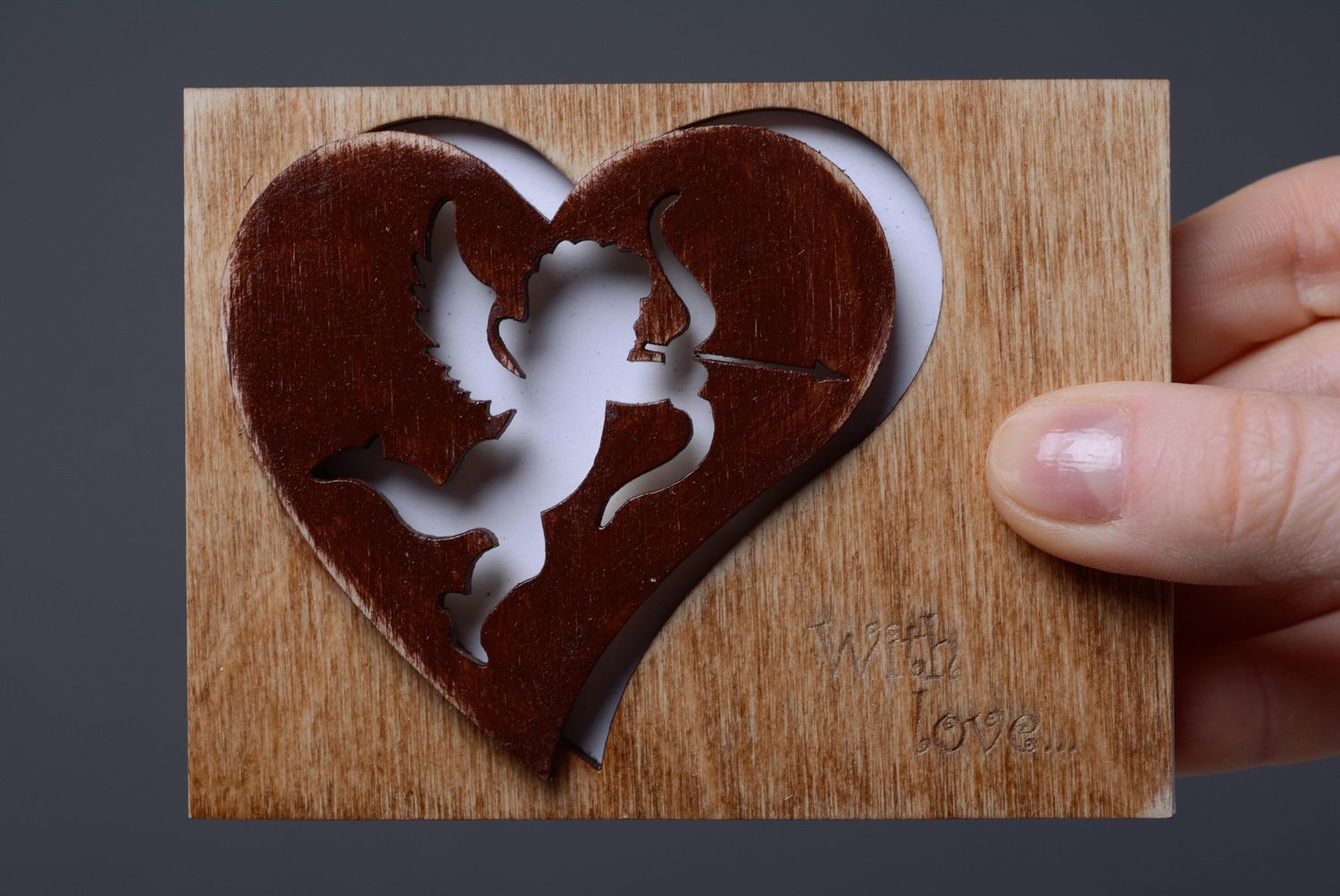Petite carte de voeux en bois faite main originale romantique avec cupidon photo 5