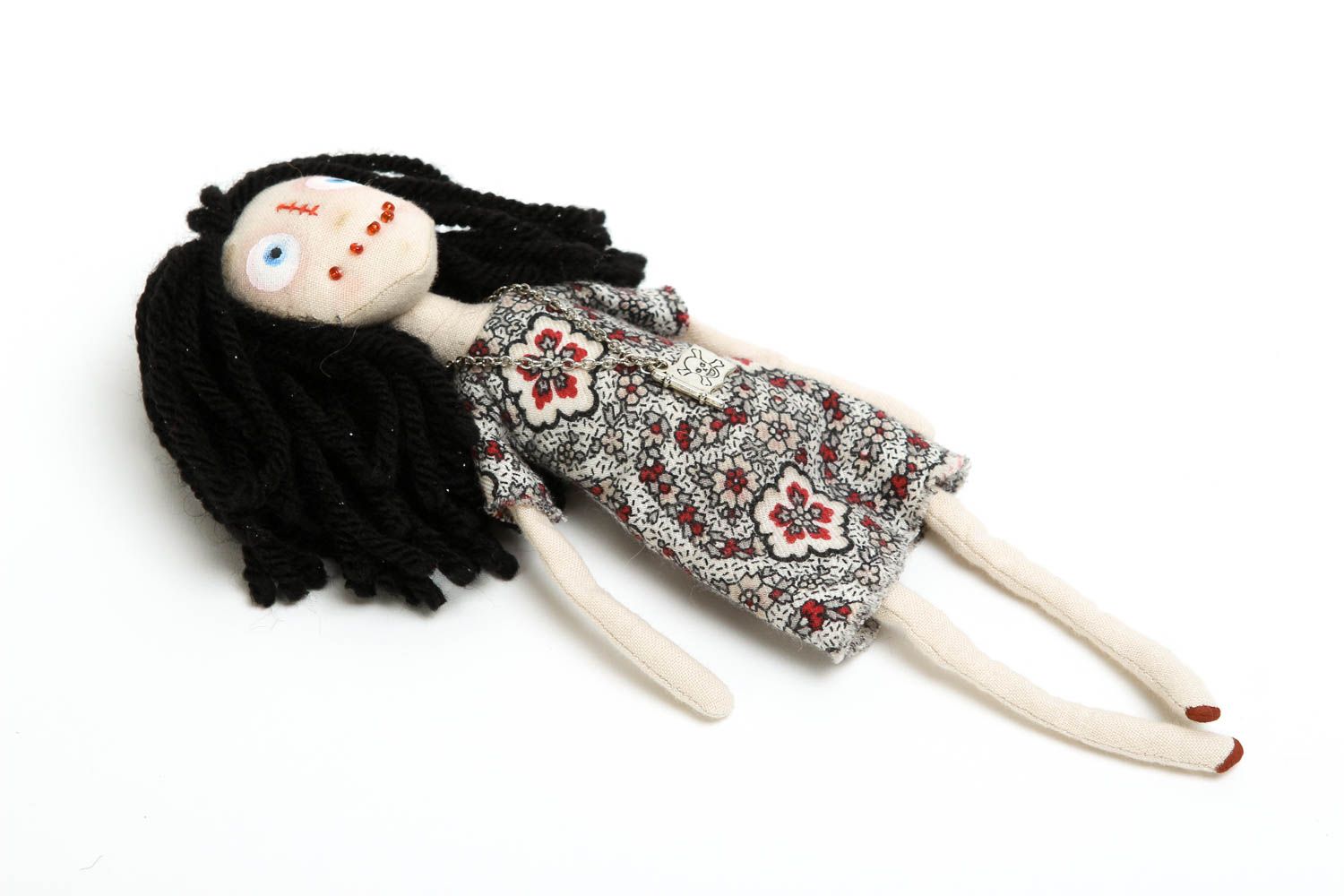 Bambola brutta in cotone fatta a mano pupazzo tessile originale e decorativo foto 3