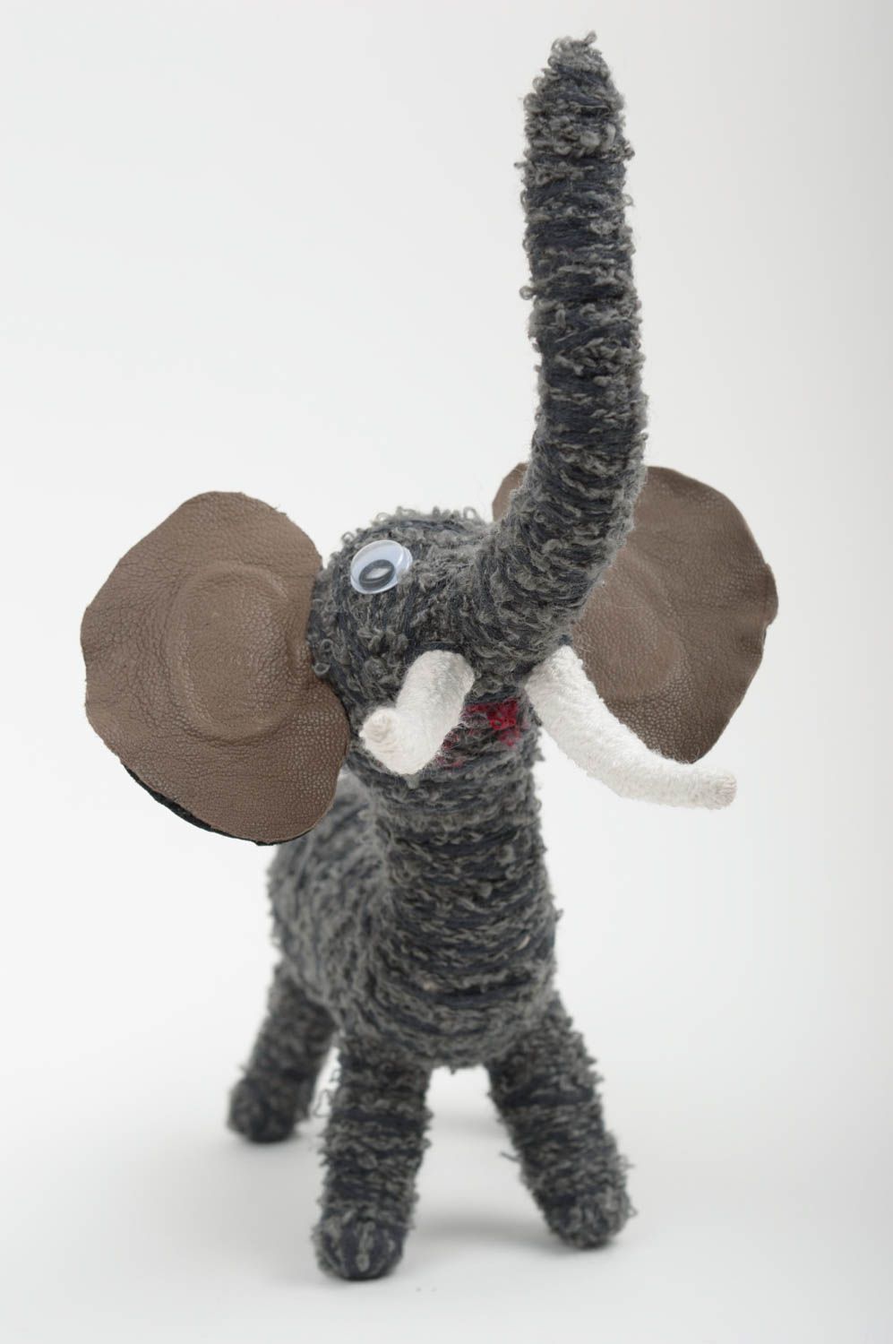 Jouet éléphant Peluche faite main décoration et Cadeau original en fils photo 2