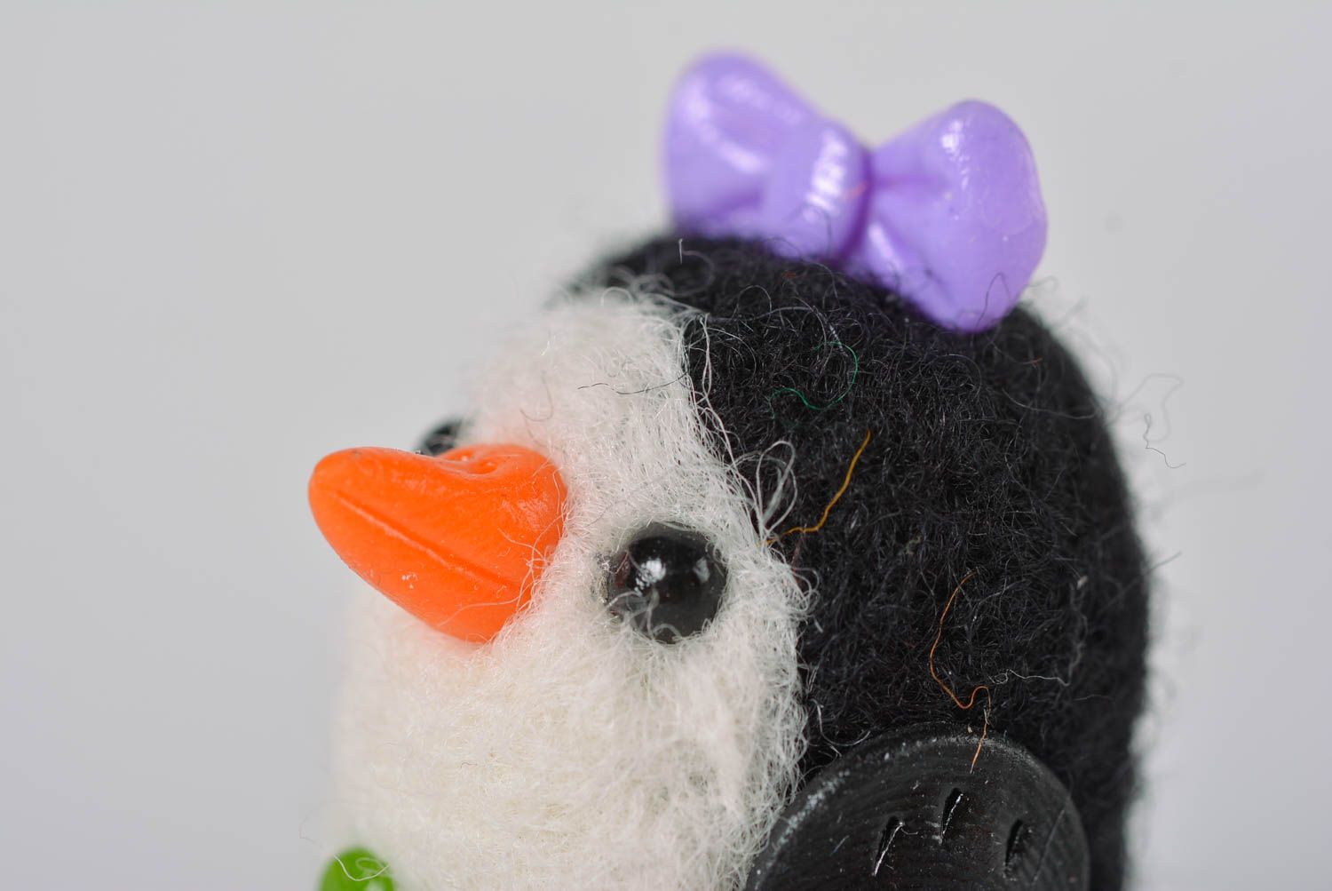 Figurine pingouin faite main Jouet pour enfant laine pâte polymère Cadeau enfant photo 3