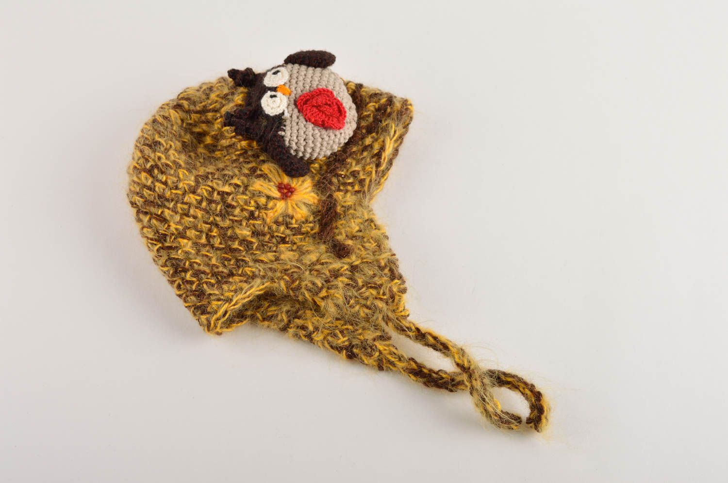Шапка ручной работы головной убор для детей шапка с ушками украшенная совой фото 4