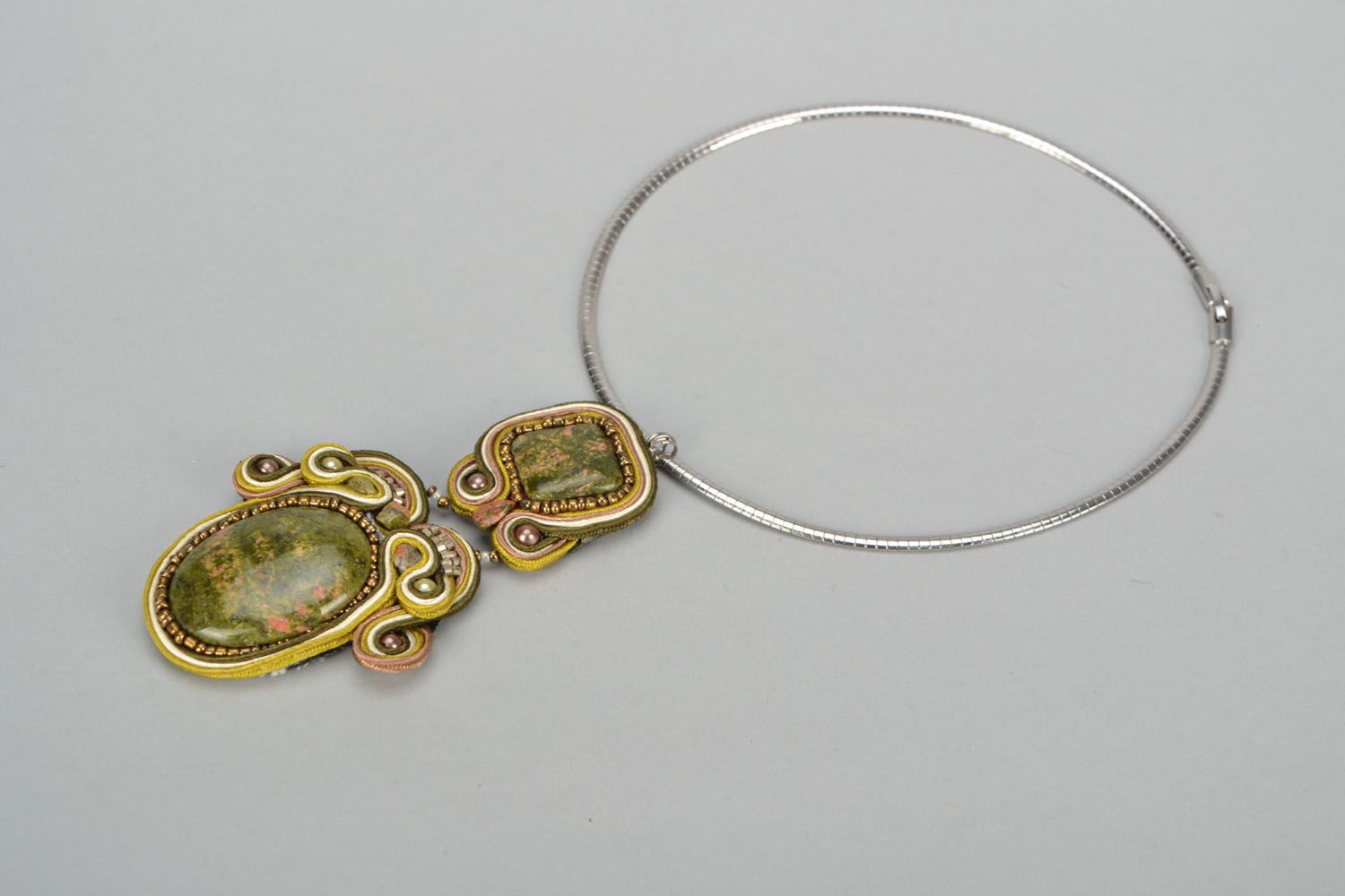 Soutache necklace with green jasper photo 2