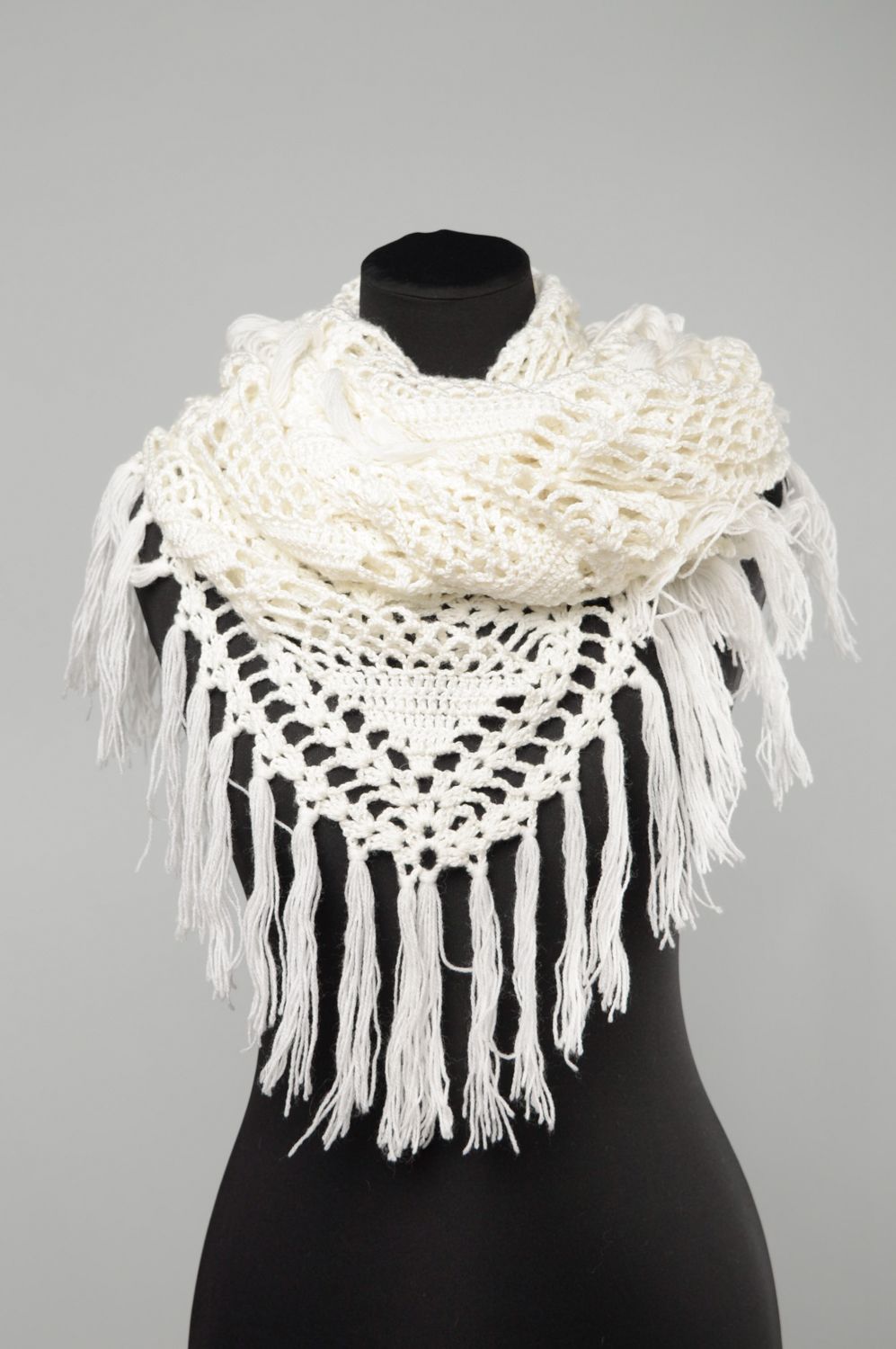 Handmade white lacy crochet shawl photo 3