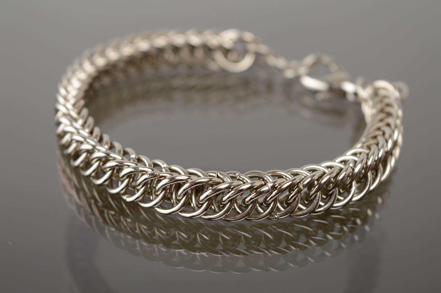 Handmade Armband aus Metall in Webtechnik  foto 1