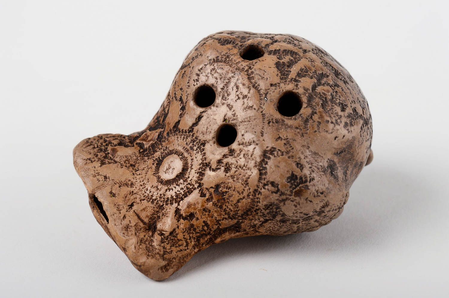 Керамическая свистулька ручной работы свистулька из глины сова глиняная игрушка фото 3