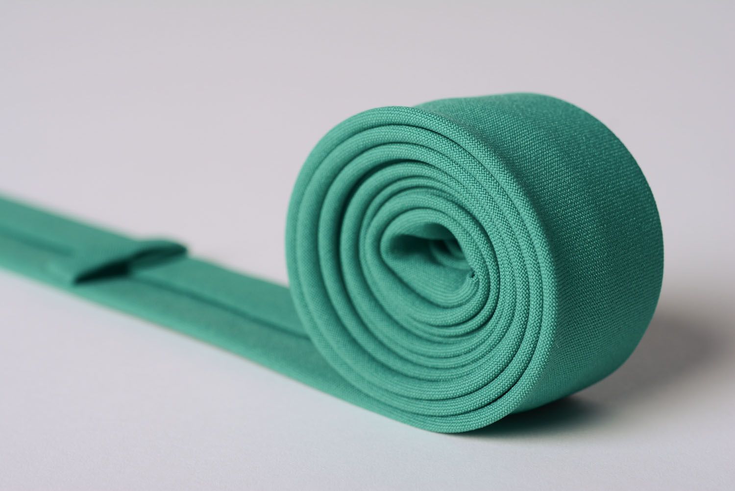 Cravate turquoise en gabardine faite main photo 3
