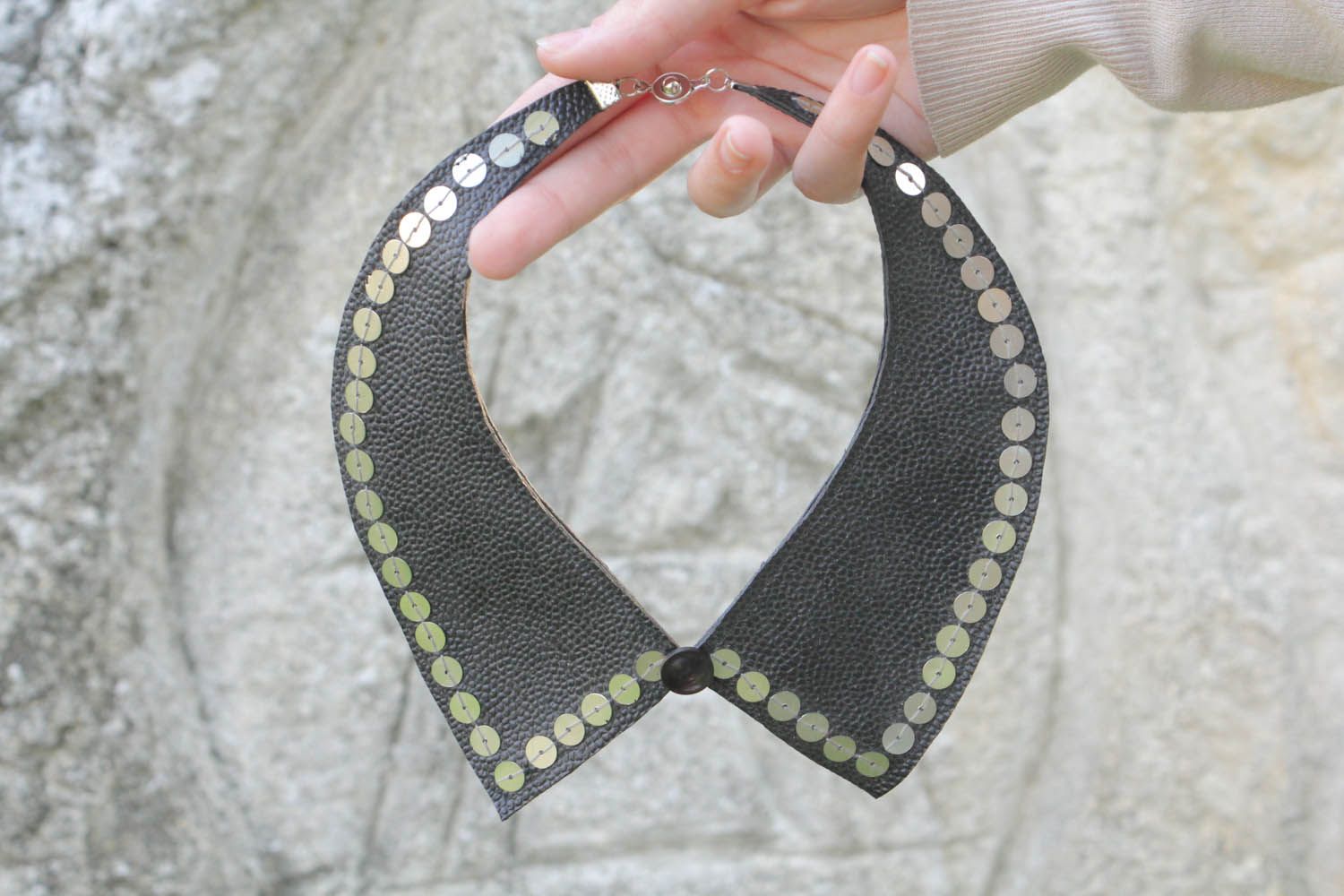 Colarinho de couro artificial com lantejoulas artesanal acessório de mulheres colarinho para blusas  foto 4