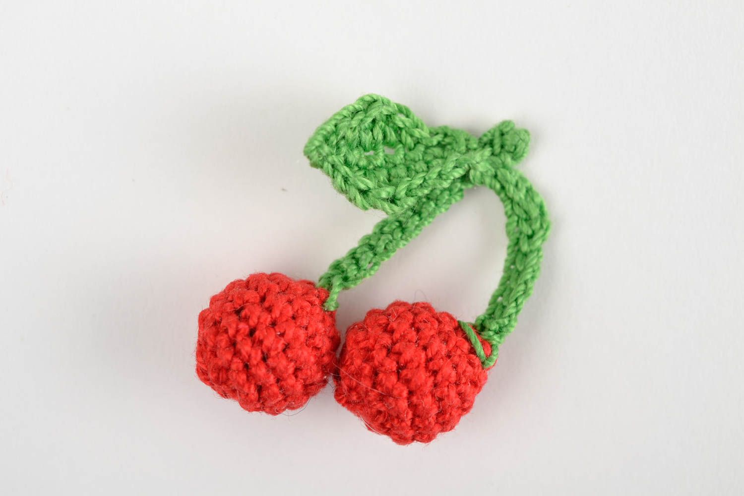 Handmade gehäkeltes Obst Spielzeug für Kleinkinder Häkel Dekoration rote Kirsche foto 4