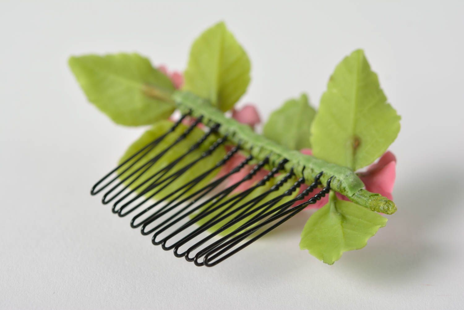 Beautiful handmade designer polymer clay flower hair comb of pink color photo 4