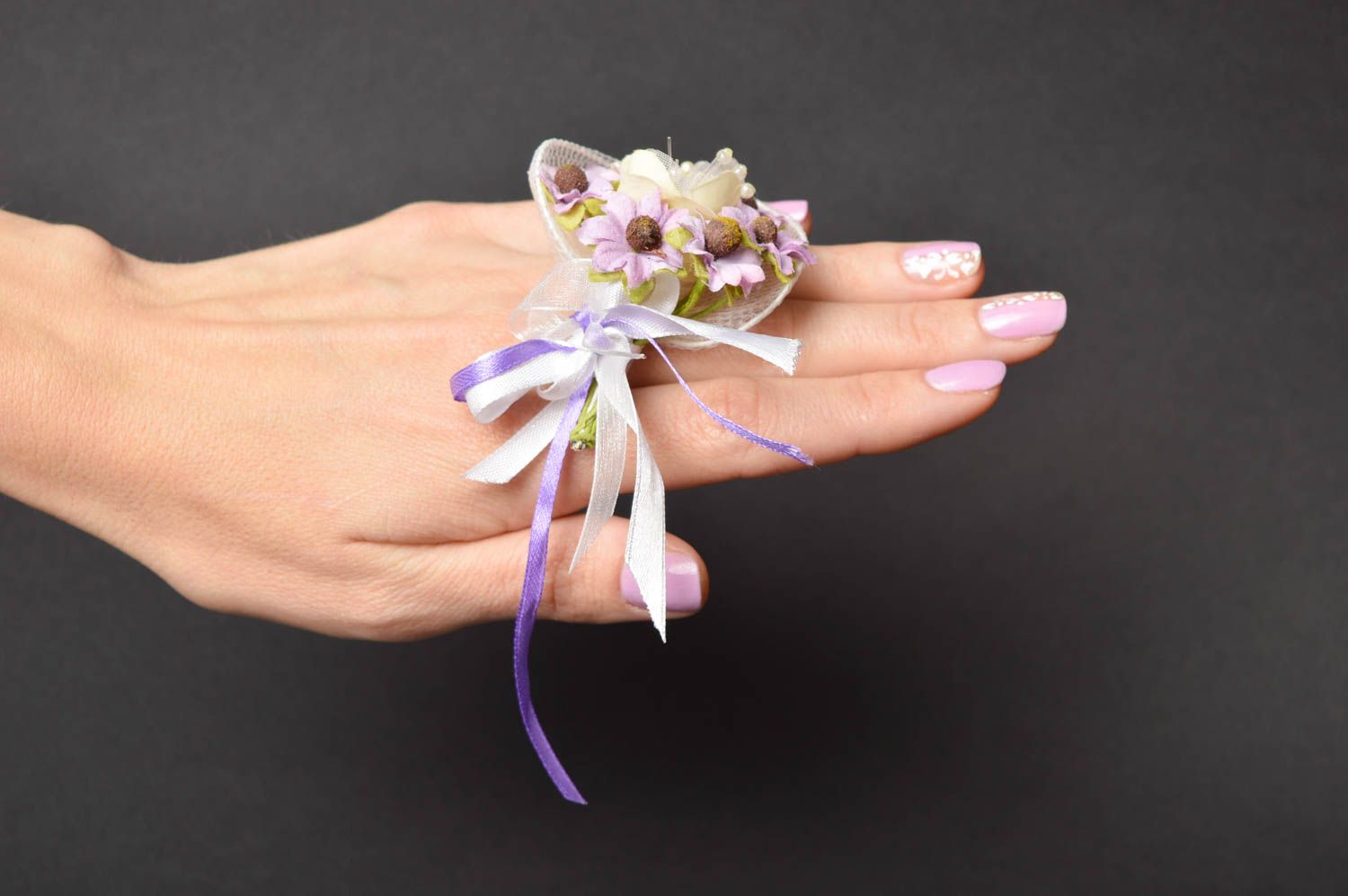 Boutonnière rose fait main Accessoire mariage fleur perles Cadeau homme photo 5