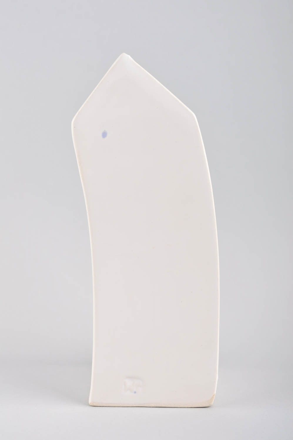 Figura de porcelana hecha a mano elemento decorativo casita artesanal blanca foto 4