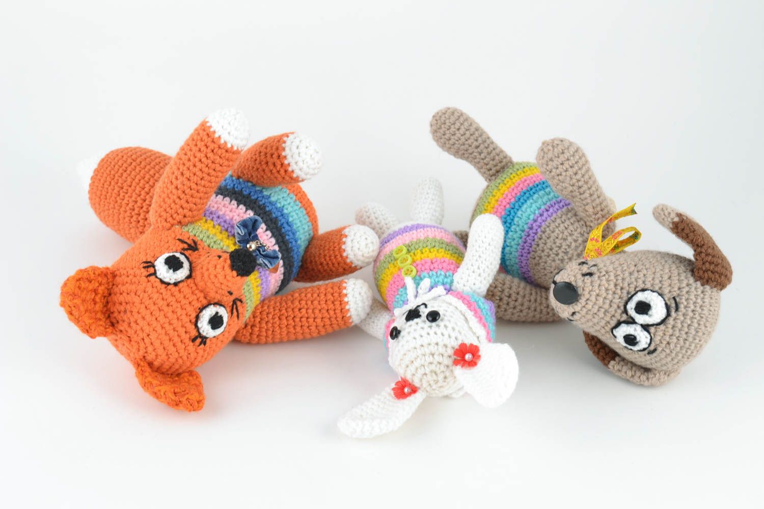 Мягкие вязаные игрушки набор из 3 штук ручной работы авторский лиса пес и заяц фото 4