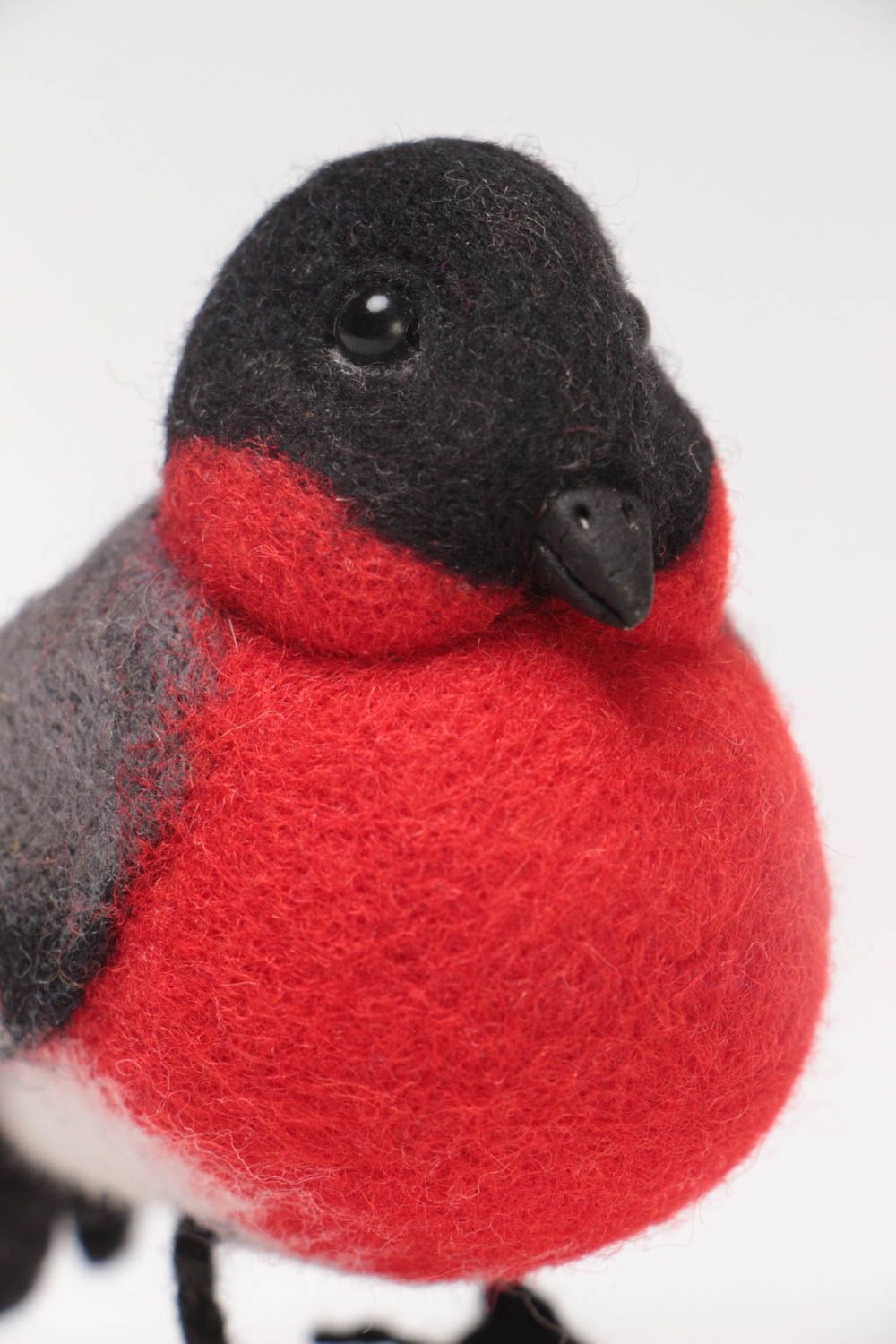 Handmade needle felted natural woolen figurine of bullfinch for table decor photo 3