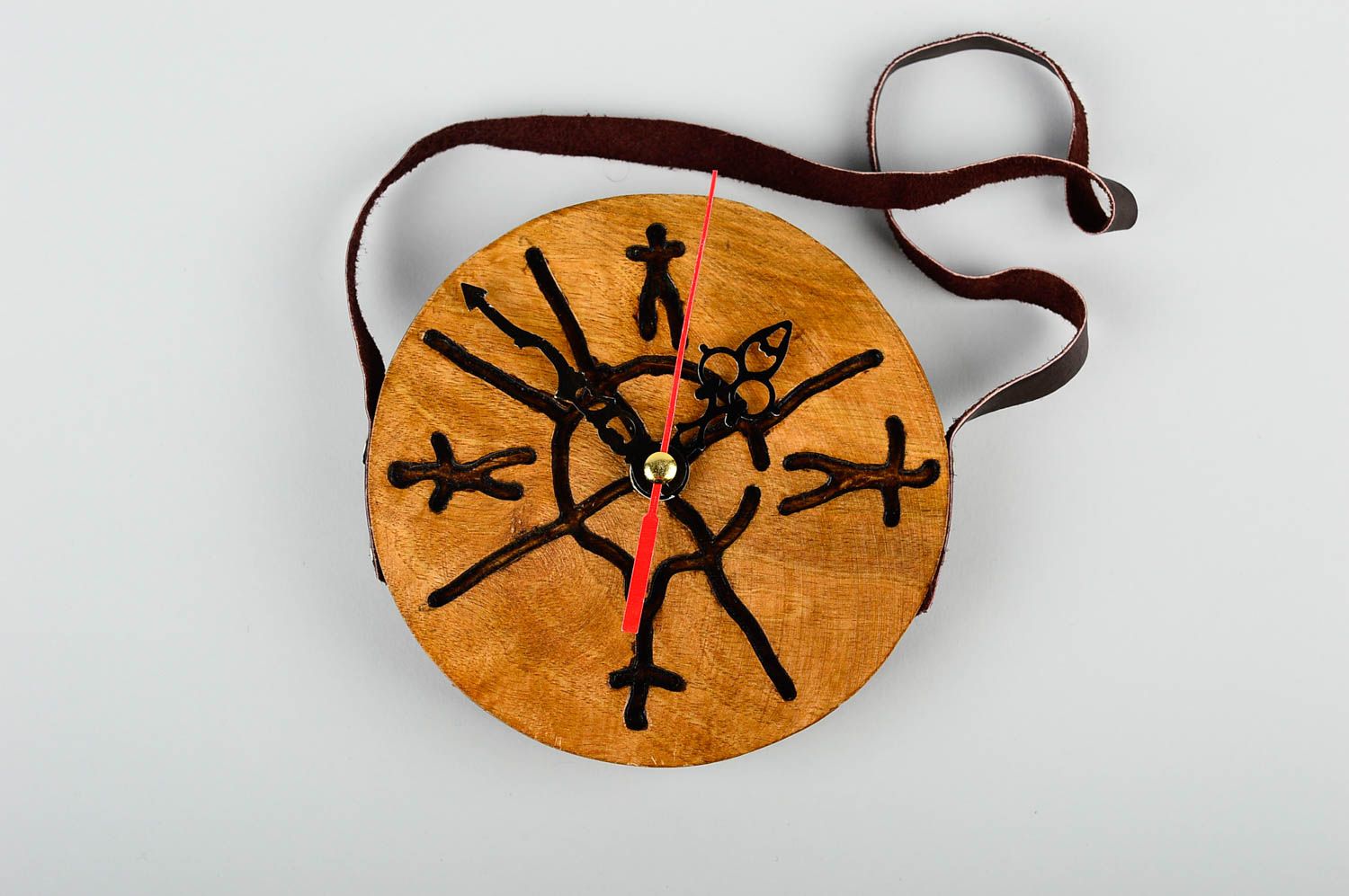 Настенные часы ручной работы необычные часы круглые авторские деревянные часы фото 1