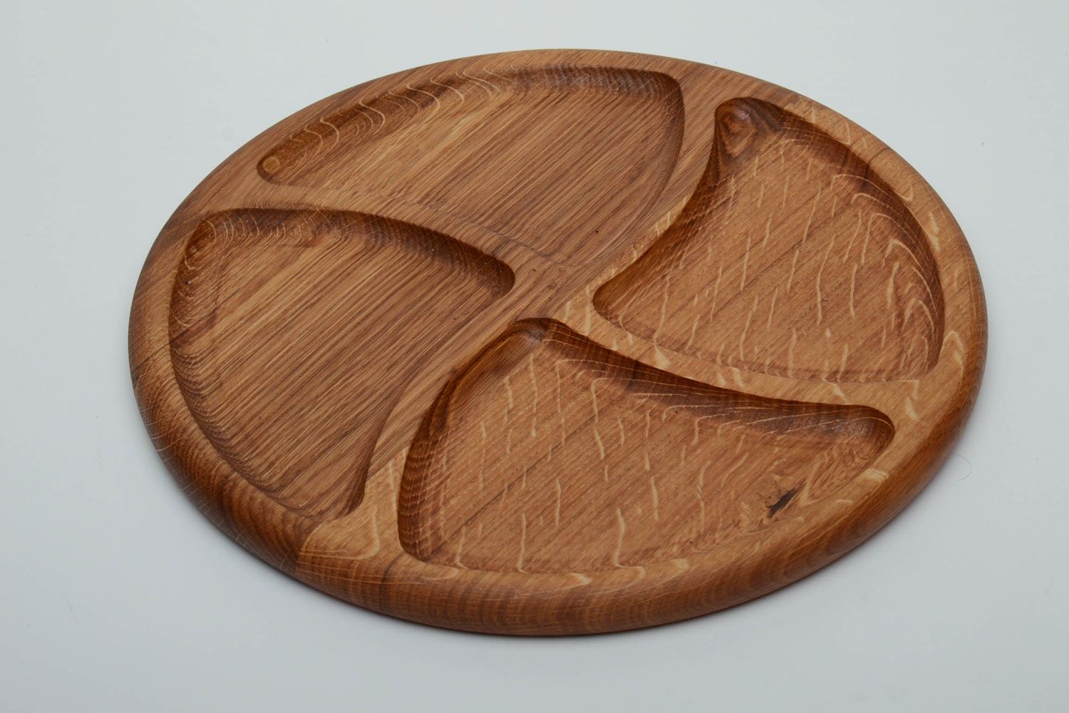 Wooden compartmental dish with 4 departments covered with linseed oil photo 3