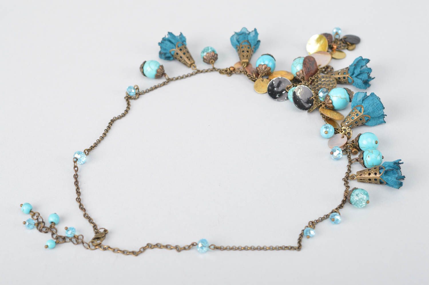 Collier fantaisie Bijou fait main bleu tissu perles diverses Cadeau femme photo 4