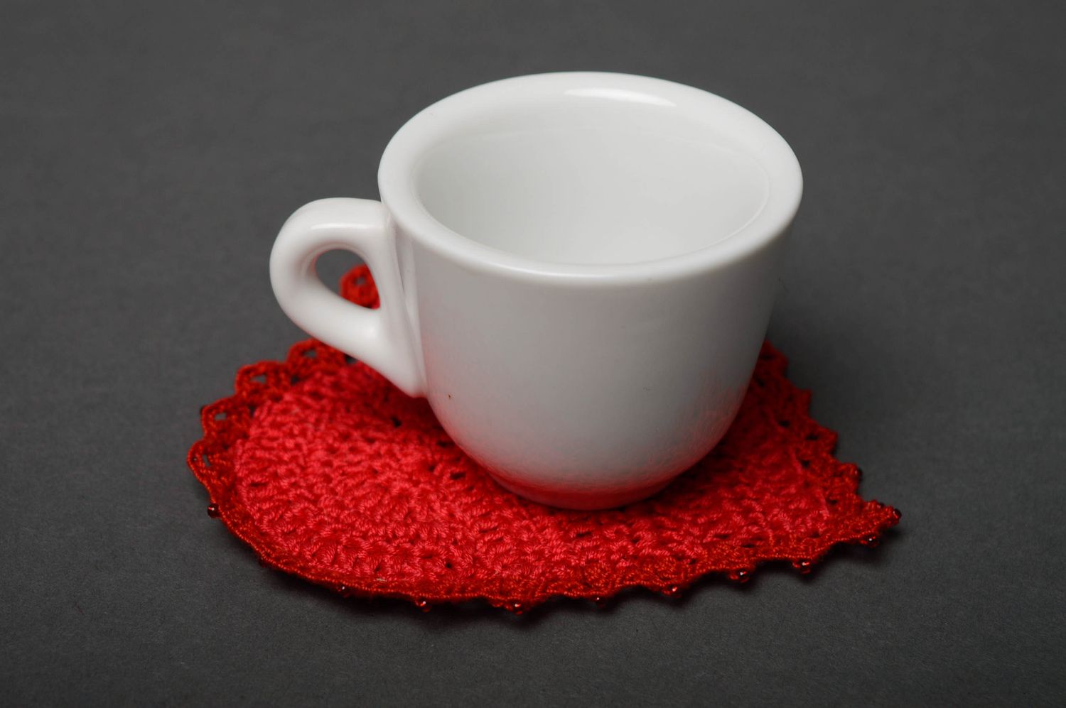 Heart shaped crochet candy bowl and coasters photo 2