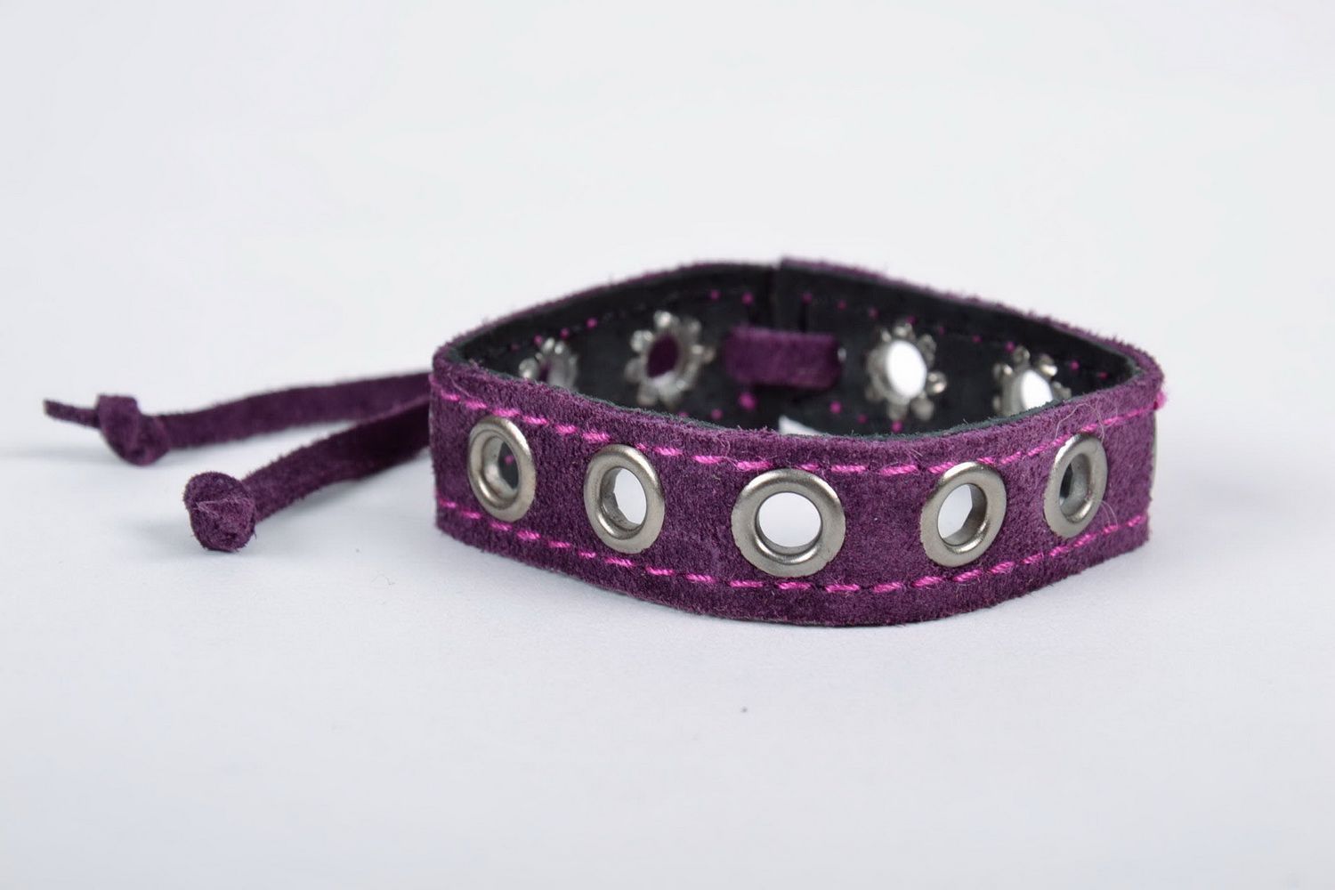 Bracelet fait main du cuir violet photo 4