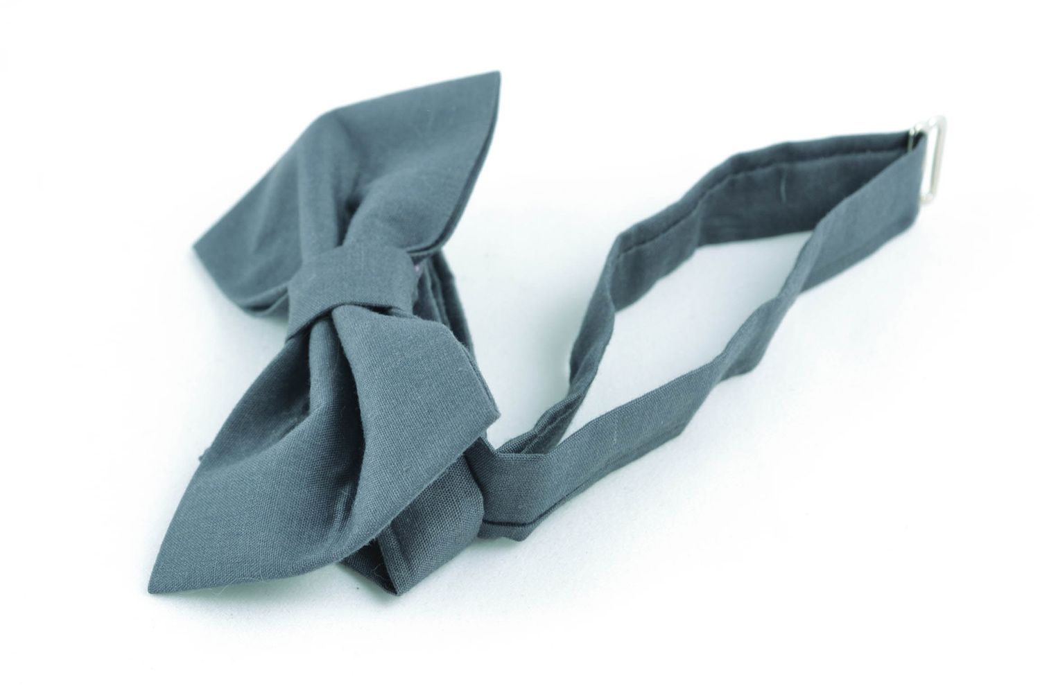 Handmade cotton bow tie of gray color photo 5