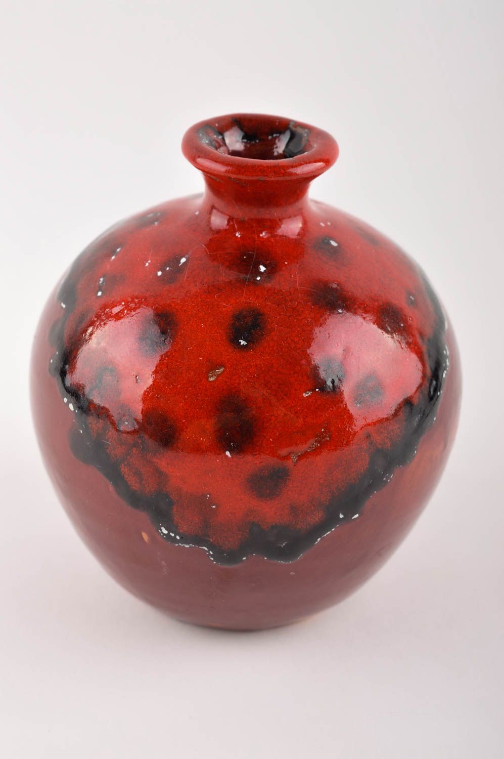 Vase argile Déco maison fait main de couleur rouge foncé Cadeau original photo 2