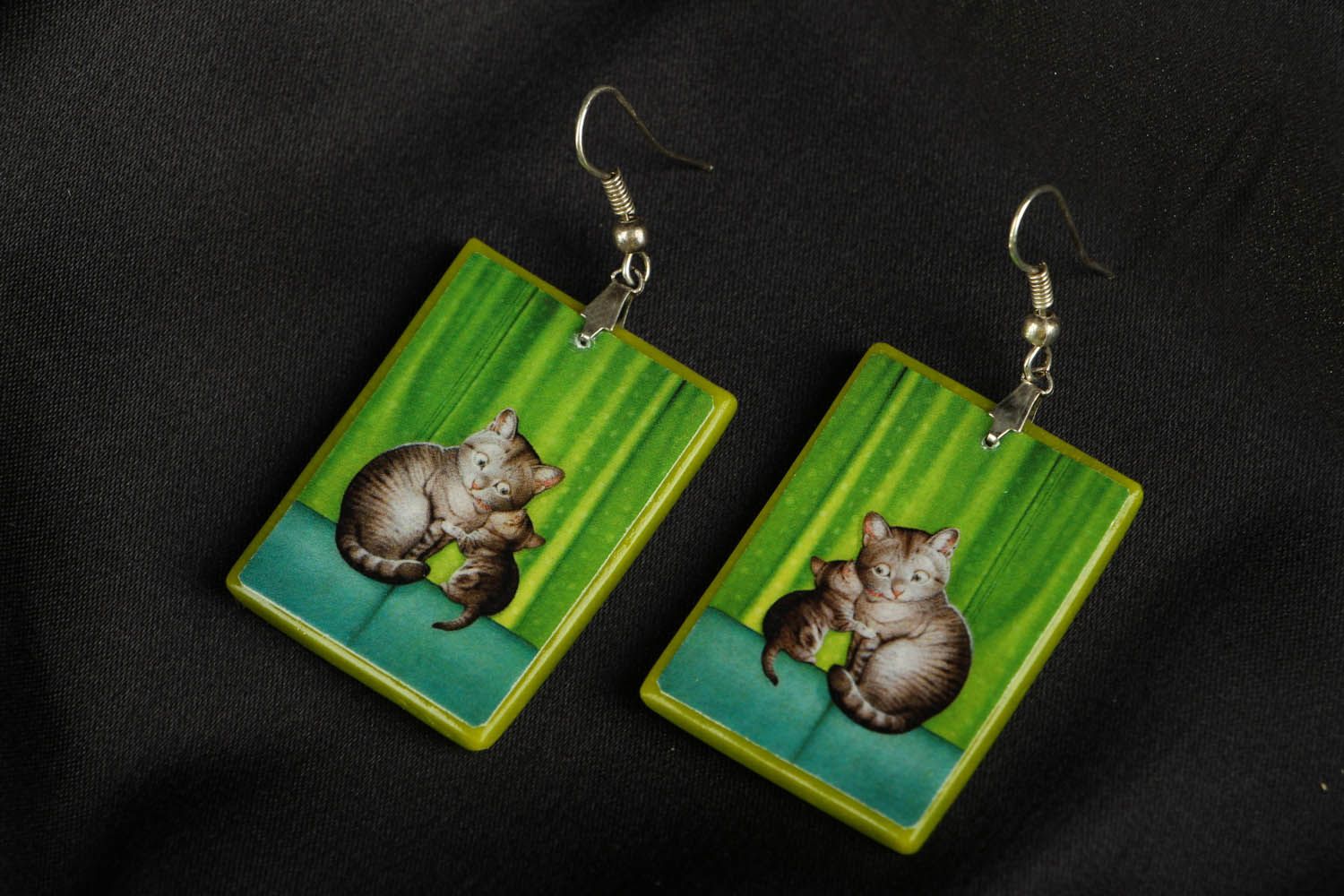 Earrings made ​​of polymer clay Cat Family photo 1