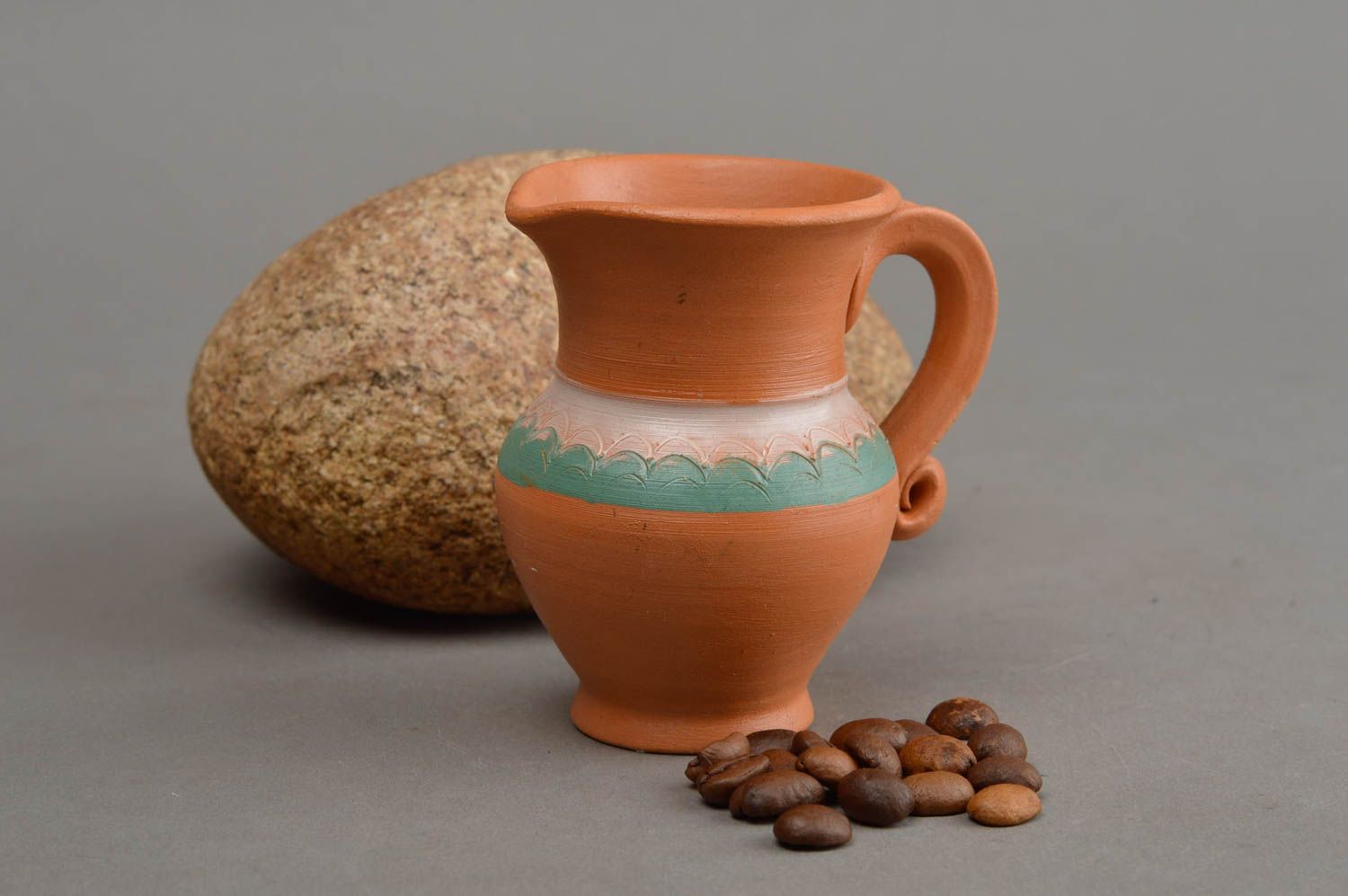 3 inches small classic style terracotta milk pitcher 0,15 lb photo 1
