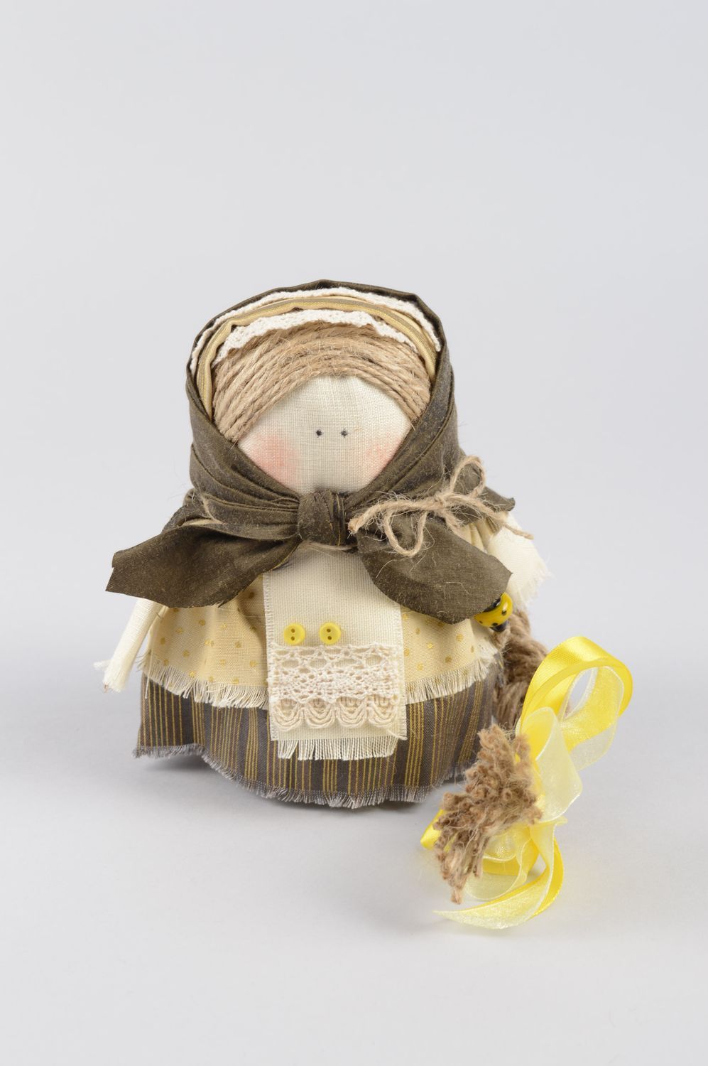Muñeca de trapo artesanal con trenza decoración de hogar regalo original foto 1