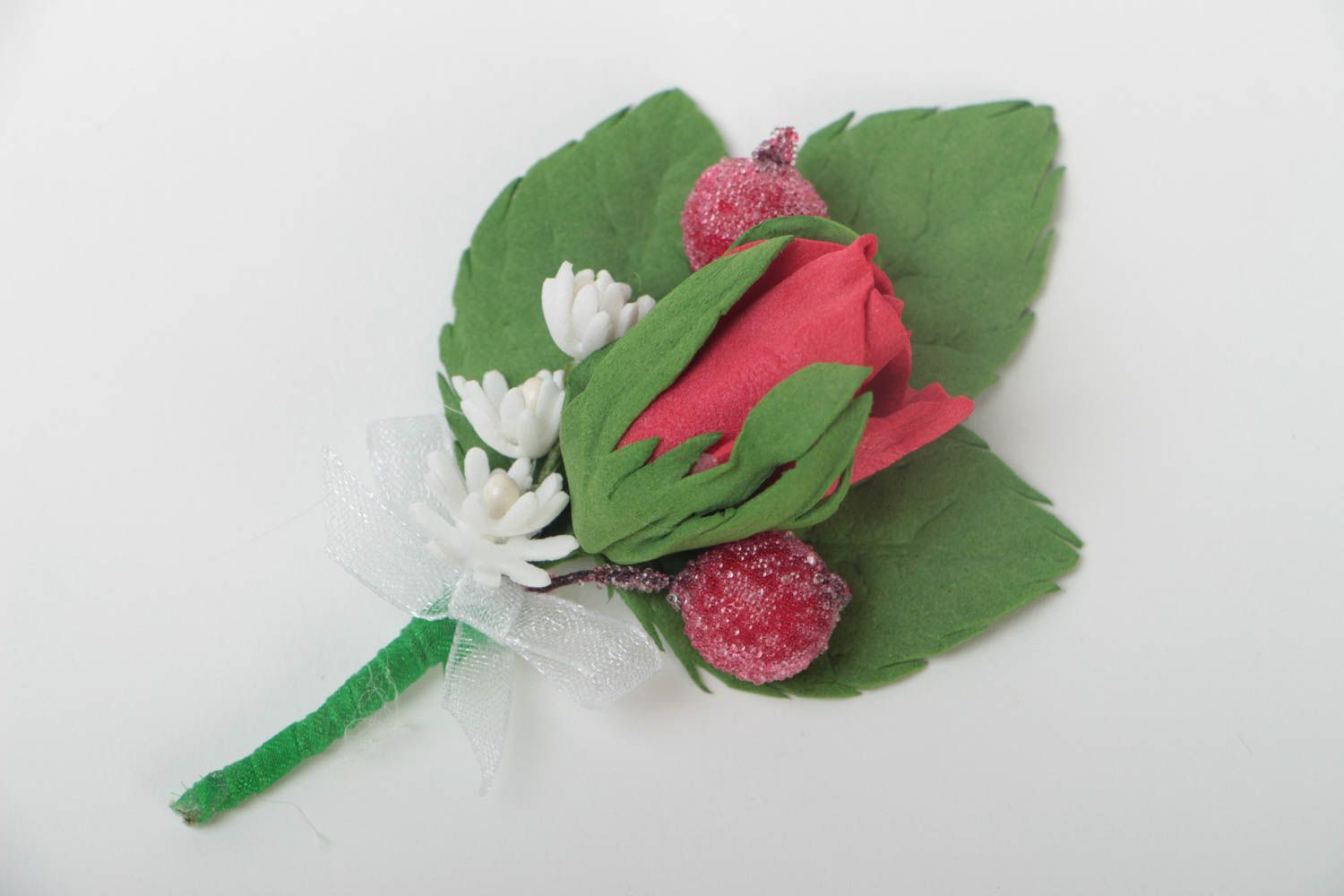 Handgemachte originelle Blumen Boutonniere für Trauzeugin aus Foamiran foto 2