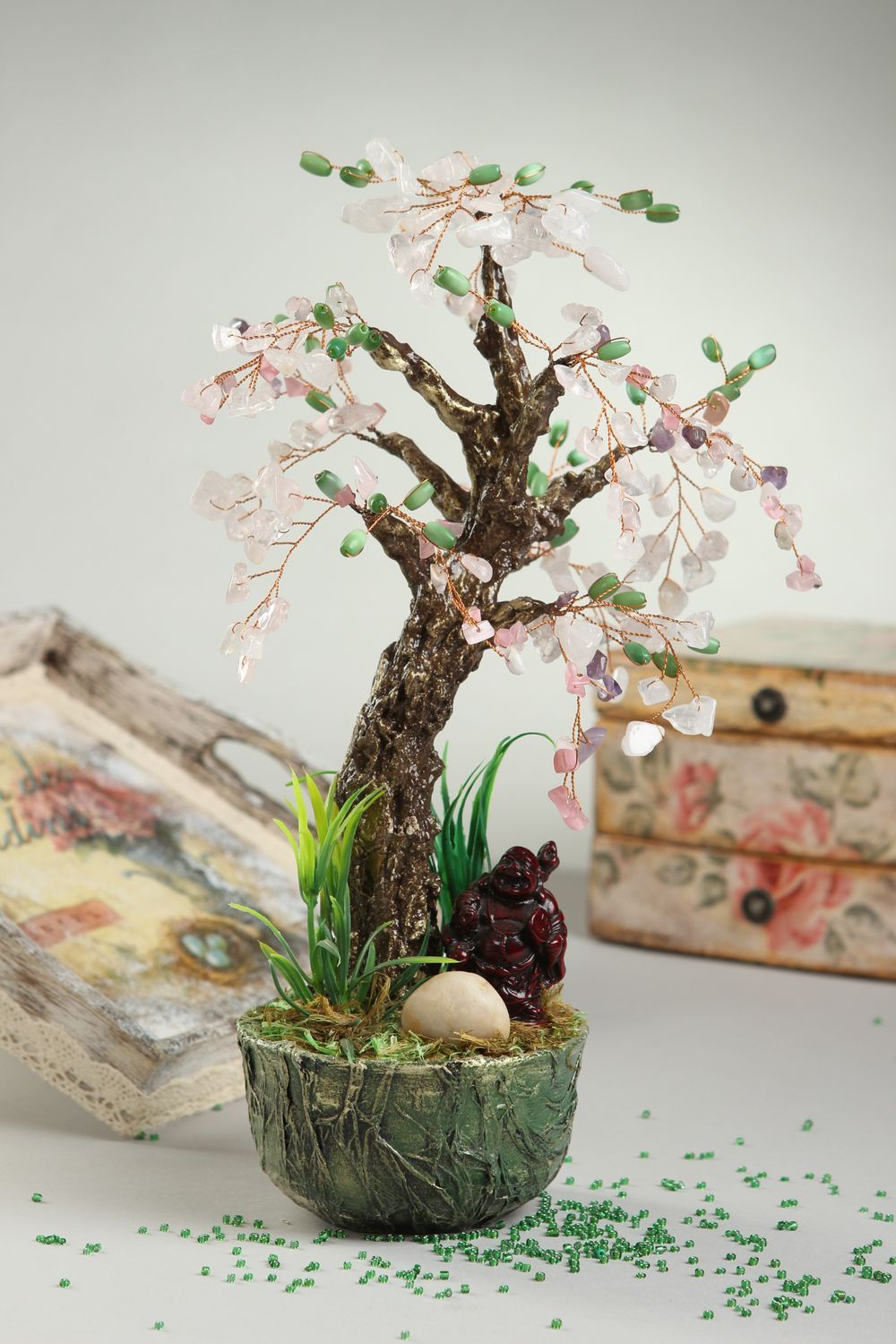 Handmade schöner Perlen Baum Wohn Accessoire dekorativer Baum mit echten Steinen foto 1