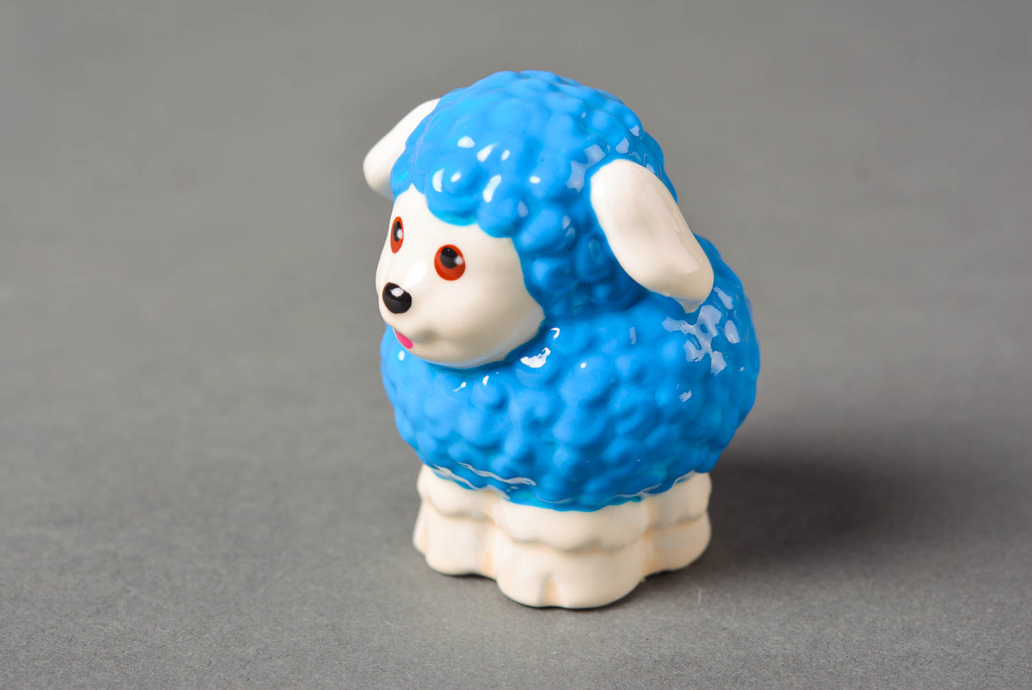 Декор для дома handmade фигурка из гипса элемент декора статуэтка голубая овца фото 3