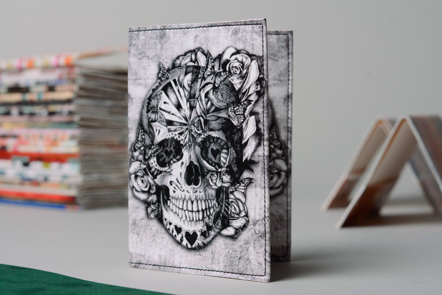 Handmade leather passport cover with skull photo 1