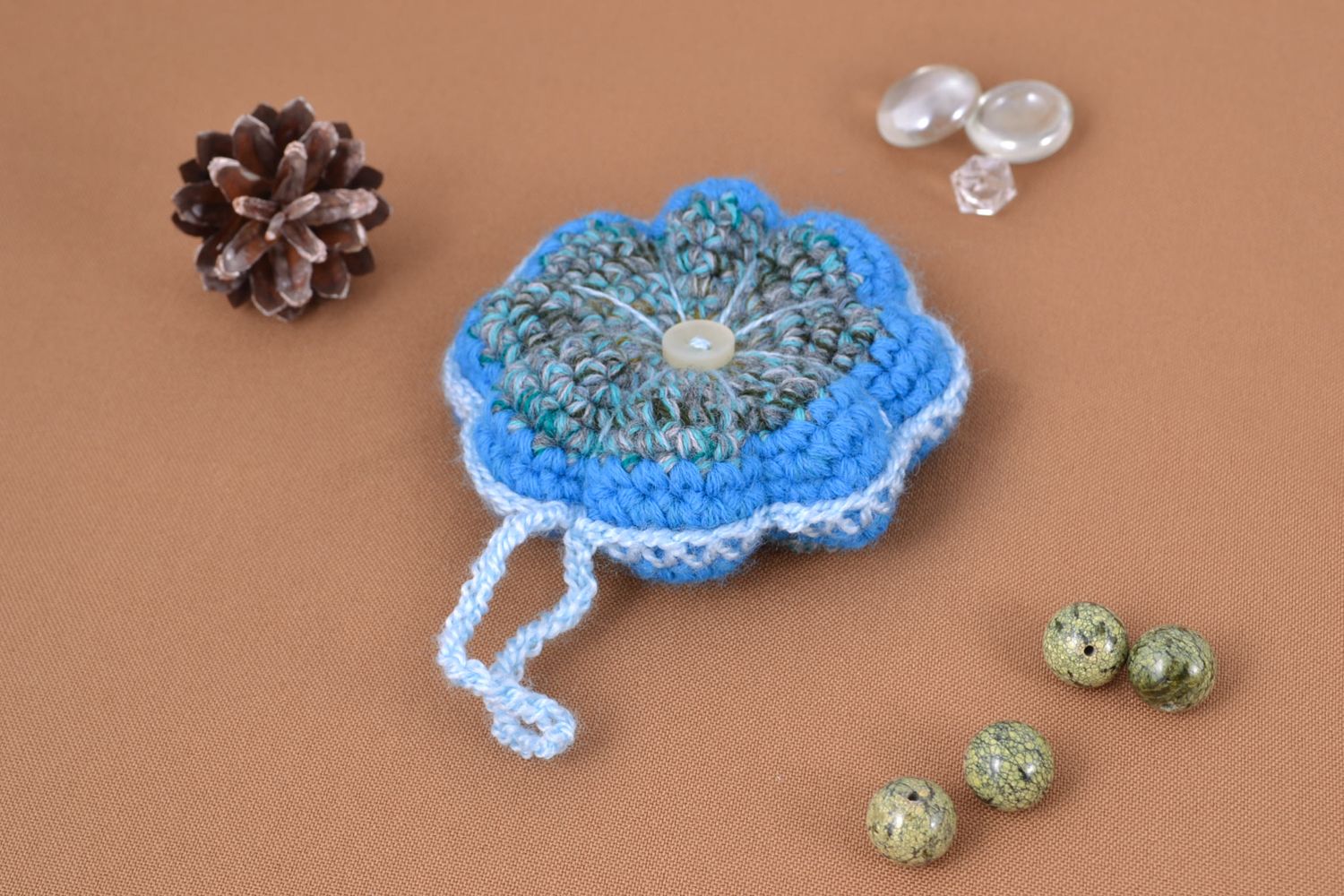 Soft crochet toy in the shape of flower photo 1