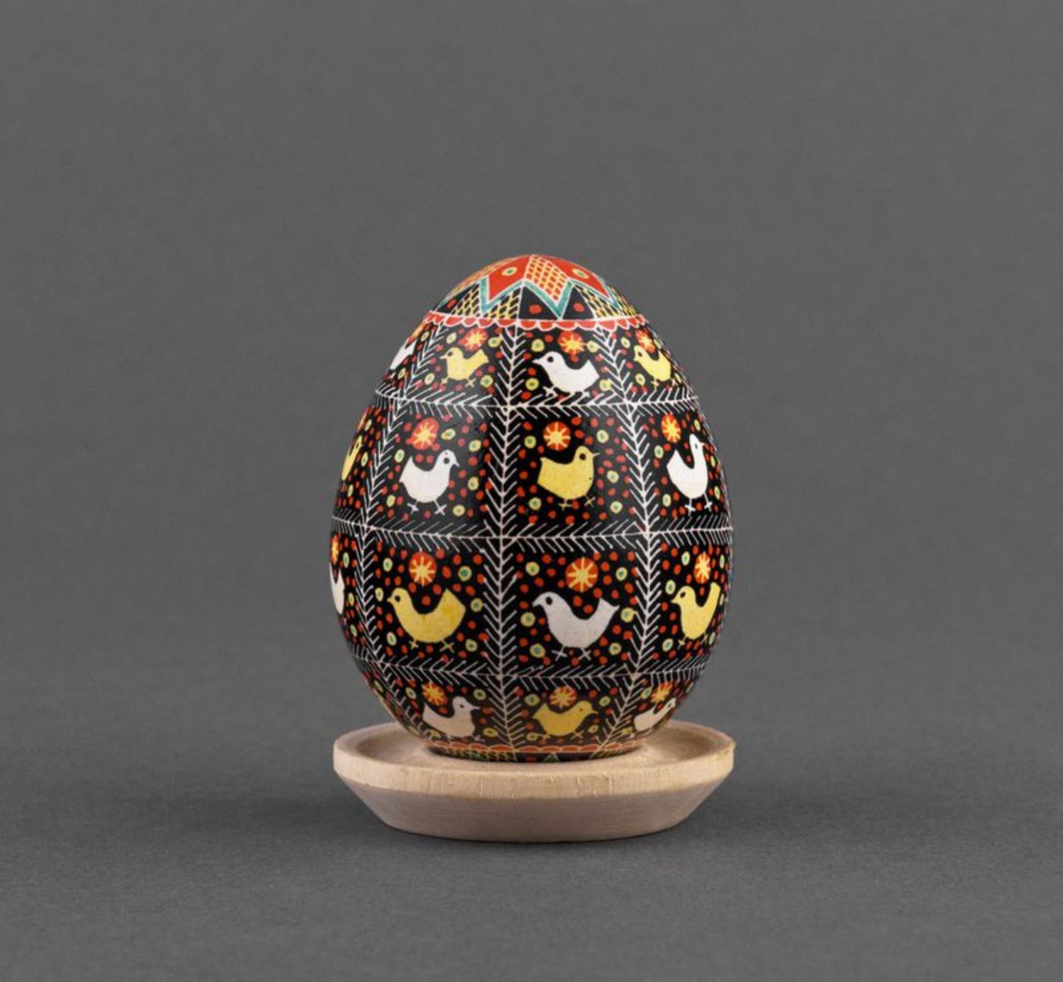 Pysanka dipinta a mano L'uovo decorativo fatto a mano L'uovo ucraino pasquale
 foto 2