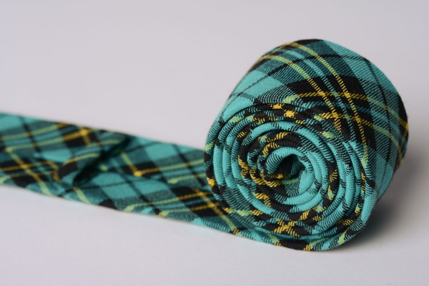 Cravate en tweed turquoise faite main photo 3