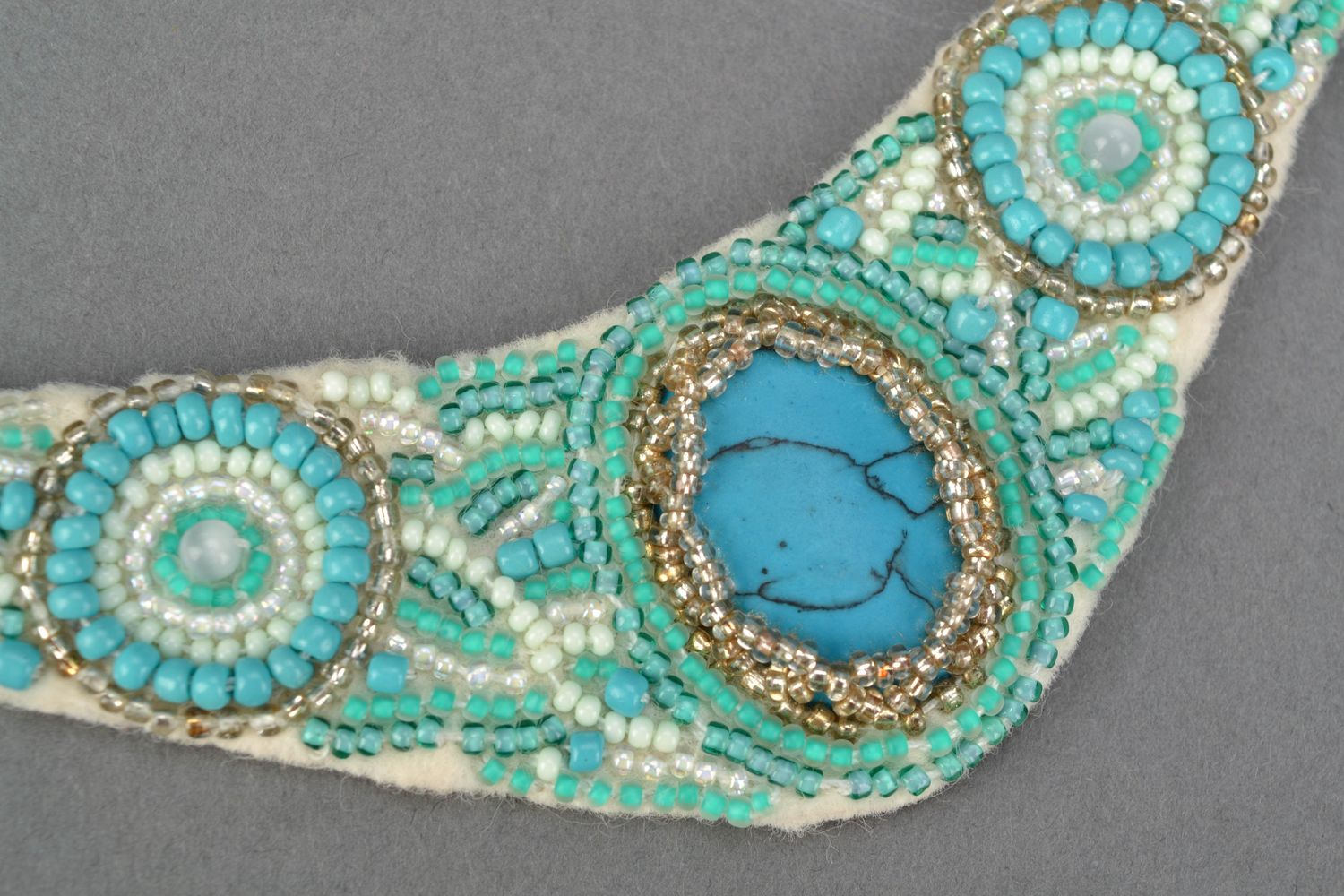 Handmade Collier mit Glasperlen und Türkis  foto 3