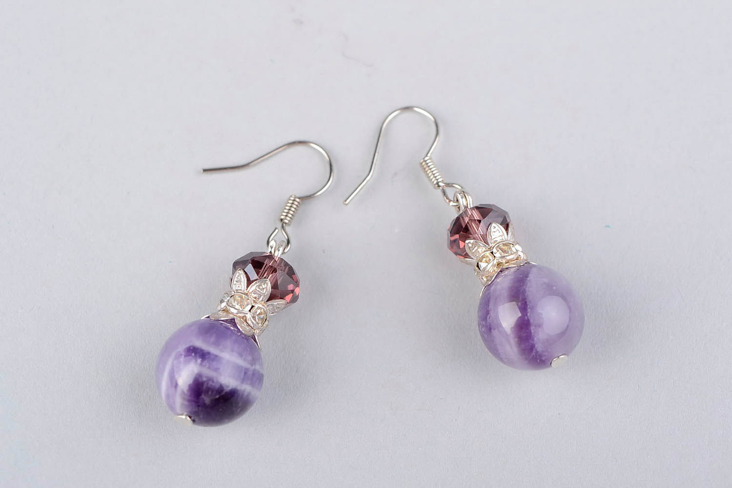 Earrings with amethyst and crystal photo 3