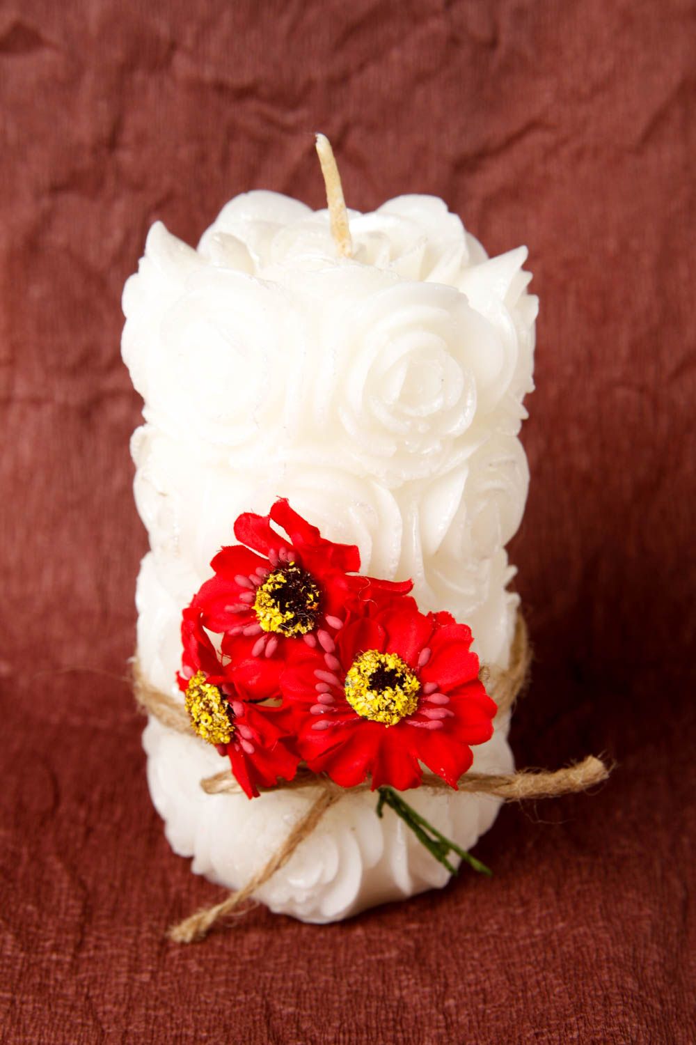 Handmade weiße dekorative Kerze schöne Kerze aus Paraffin mit Rosen Haus Deko  foto 3