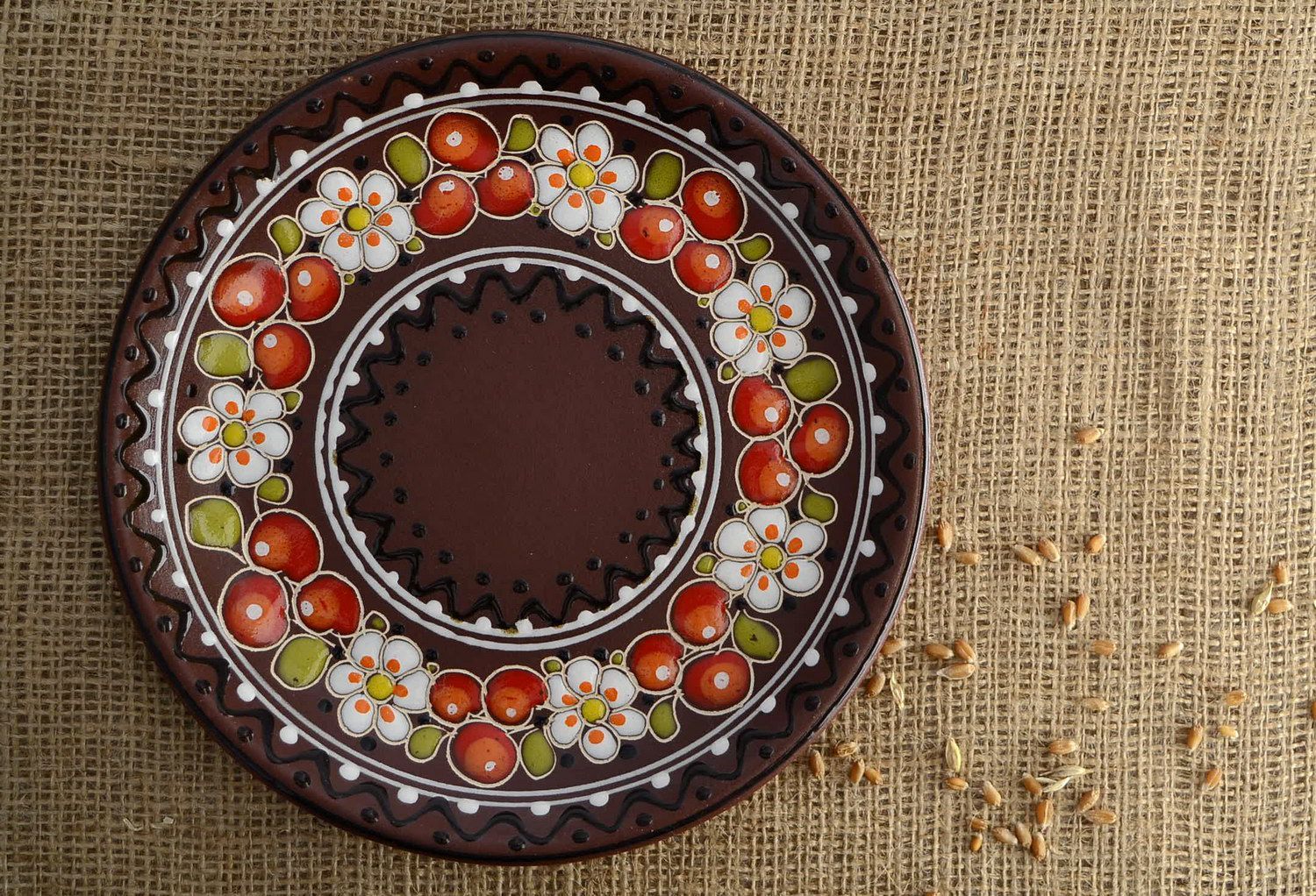 Ceramic patterned plate photo 4