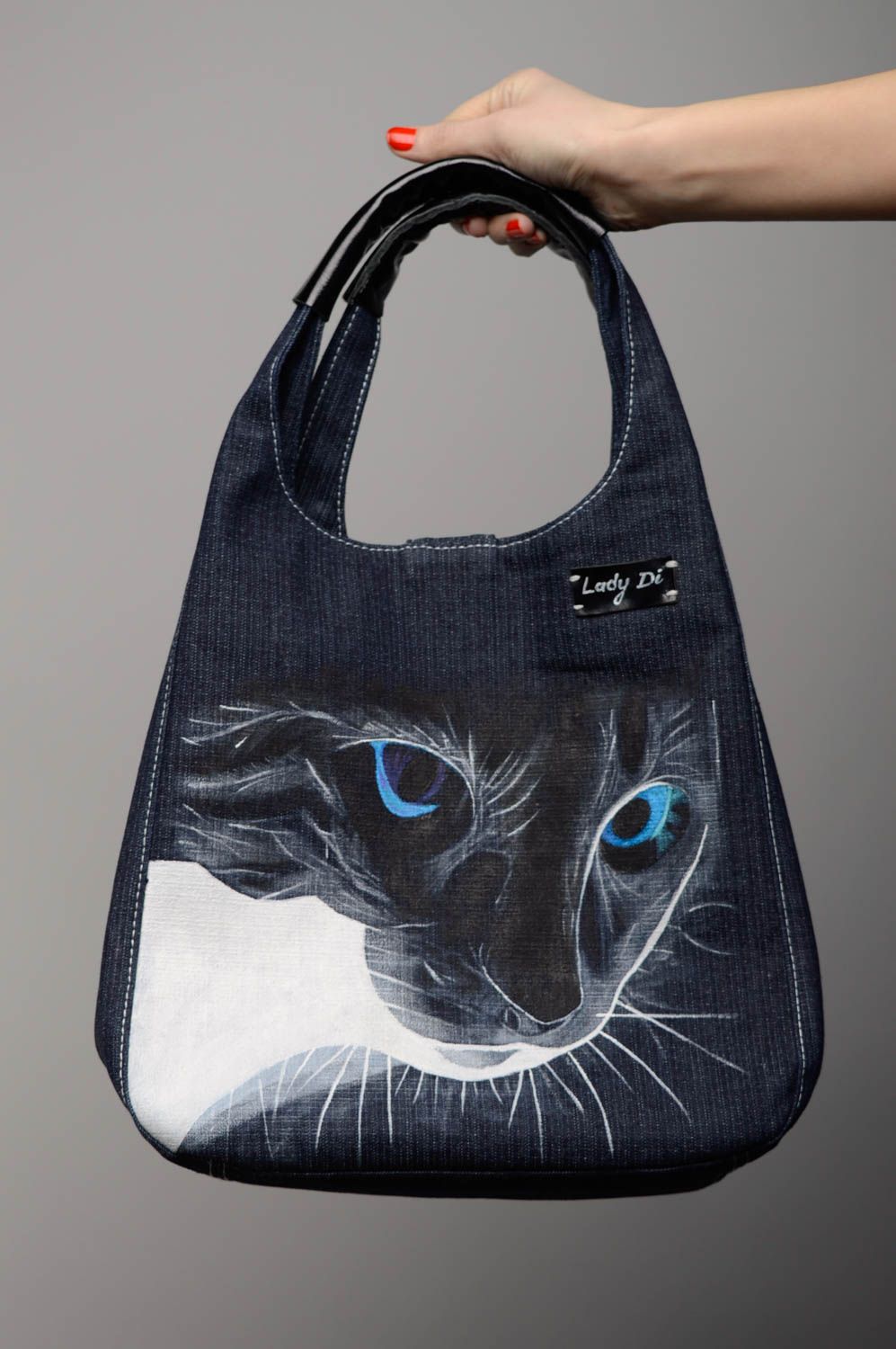 Denim bag with painting photo 3
