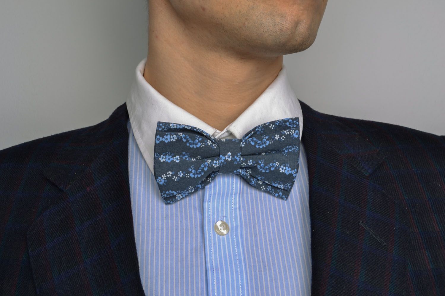 Bow tie with floral print photo 5