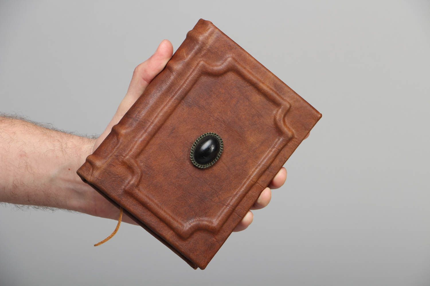 Handmade notebook in brown leather cover photo 4