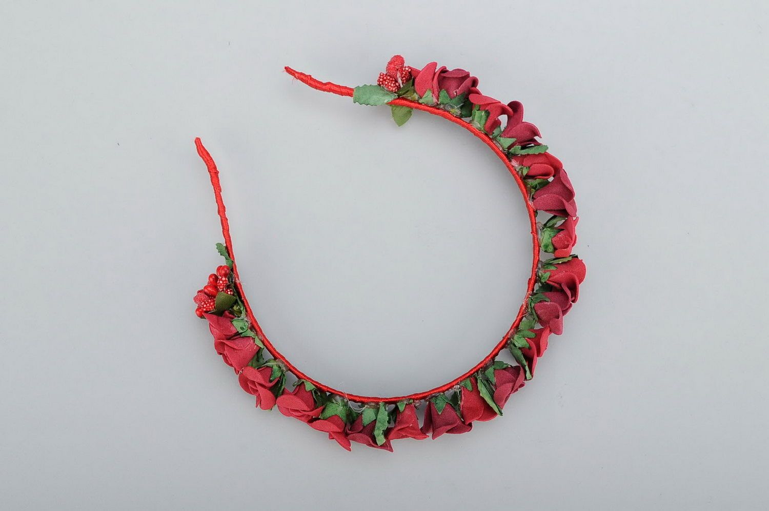 Headband with red roses photo 3